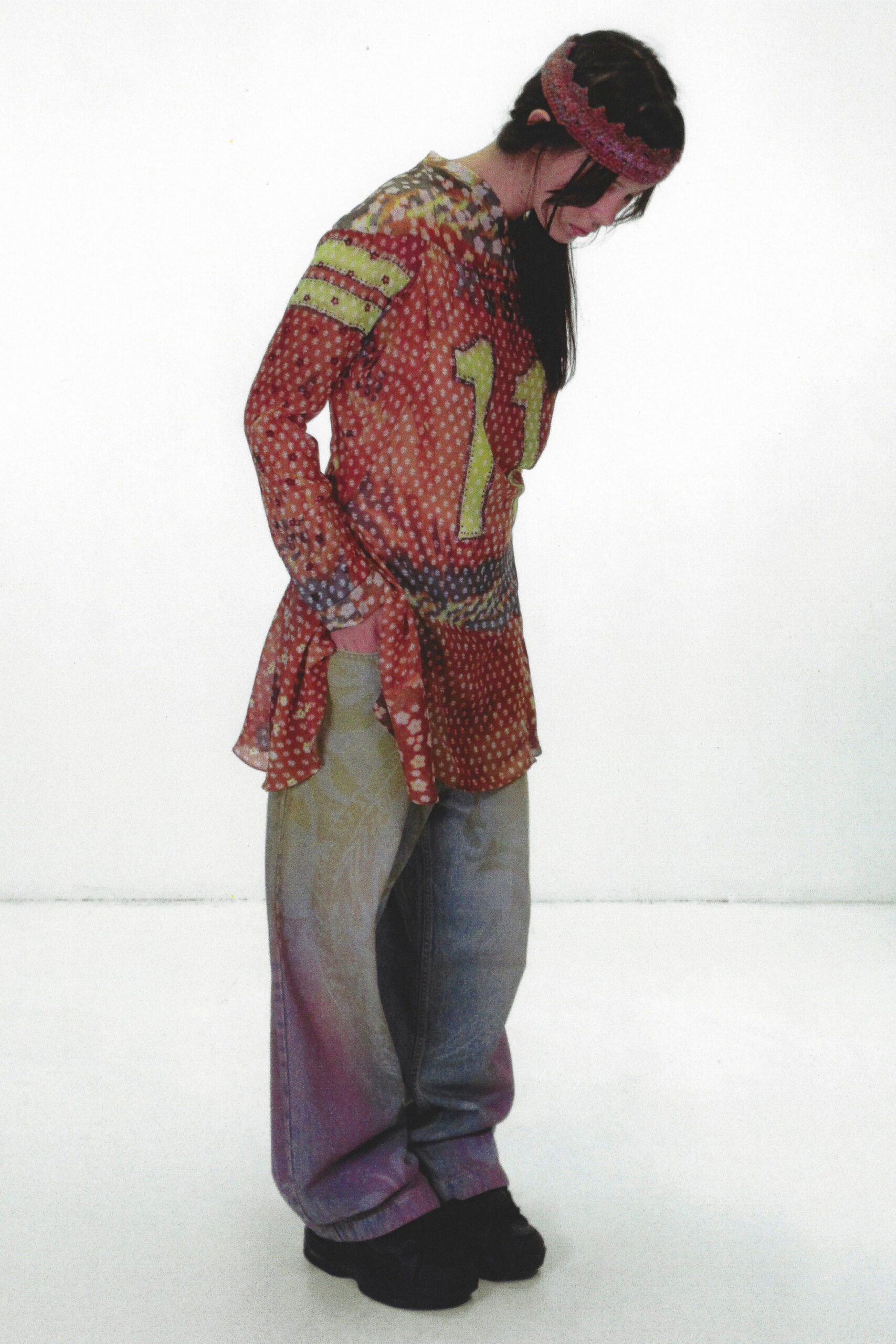 red cotton long-sleeve collared relaxed printed short top