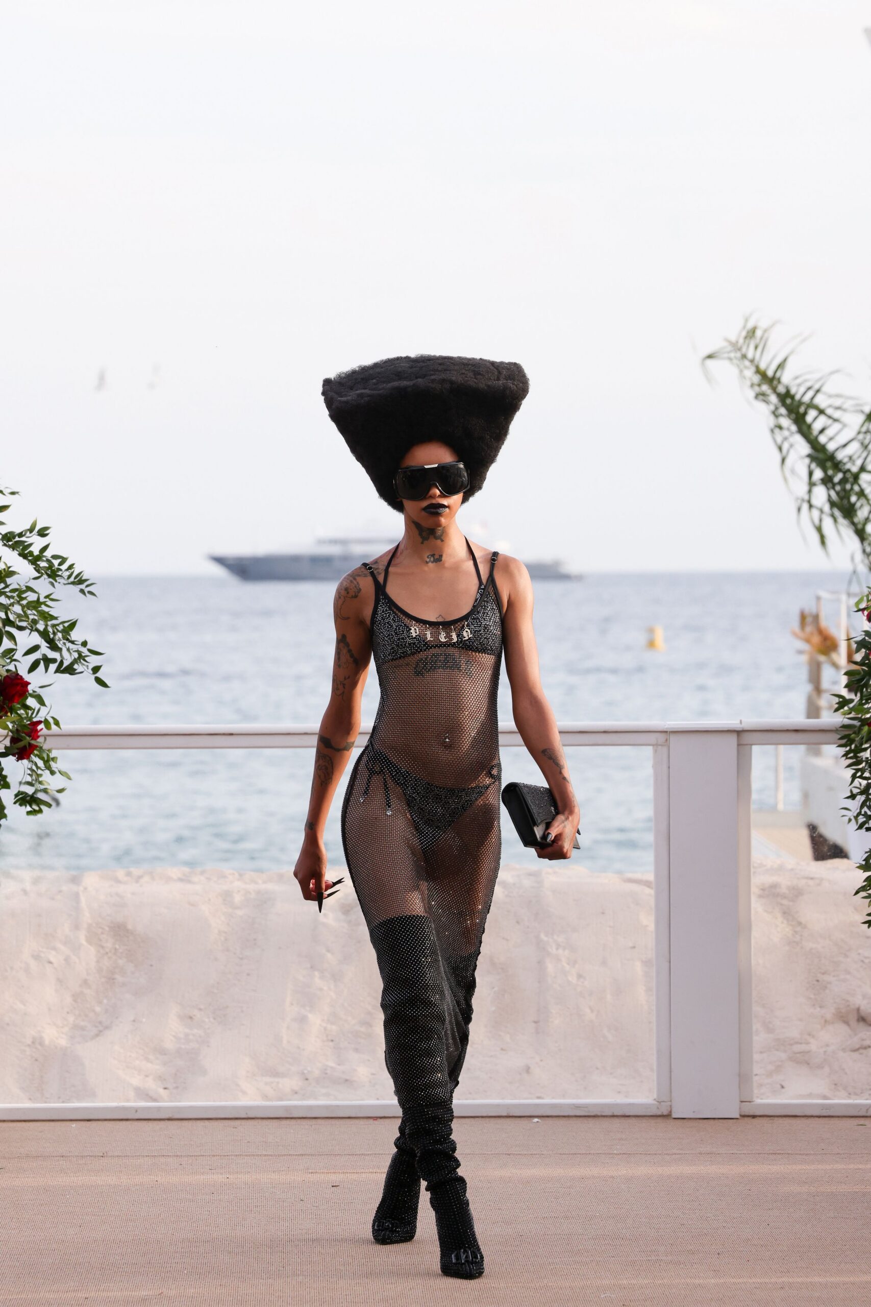 black mesh sleeveless v-neck fitted sequined dress