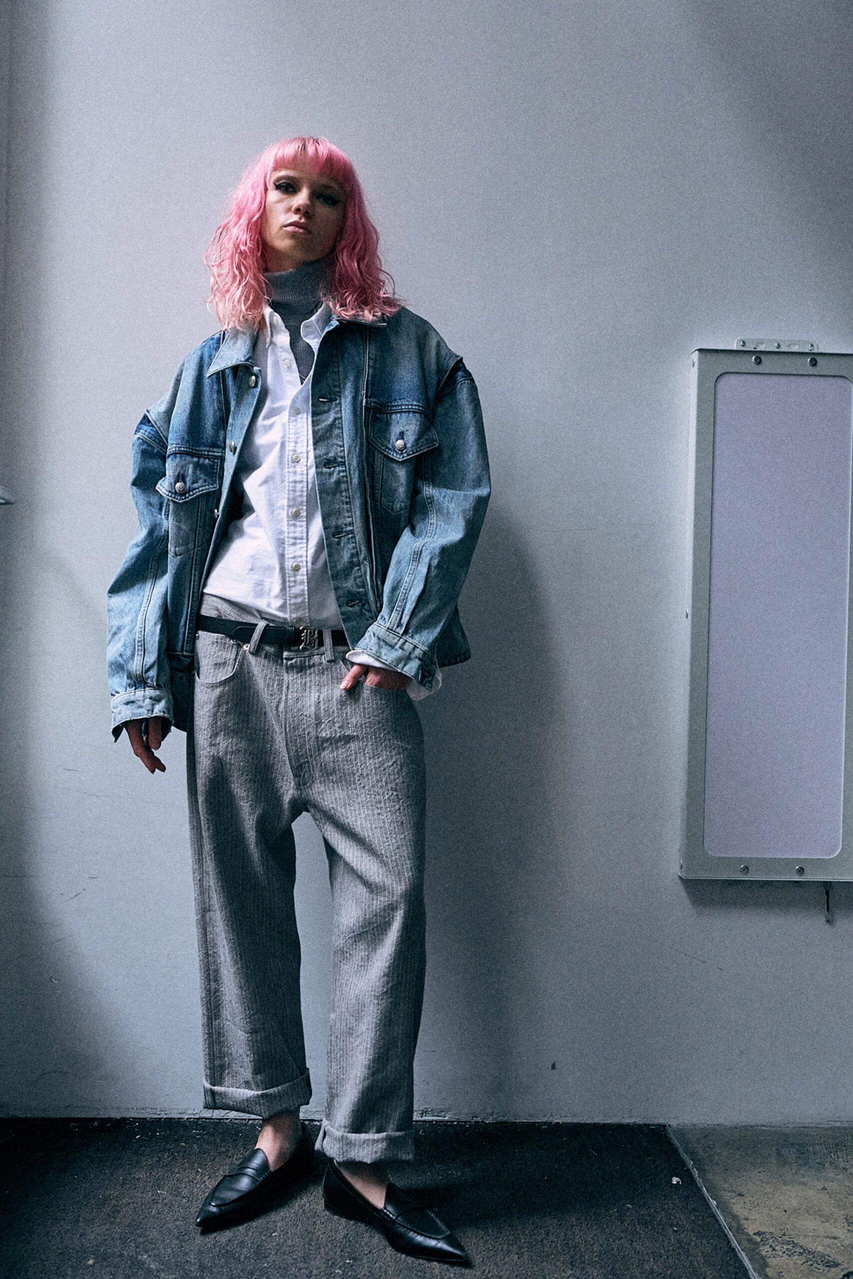 blue denim long-sleeve collared oversized jacket