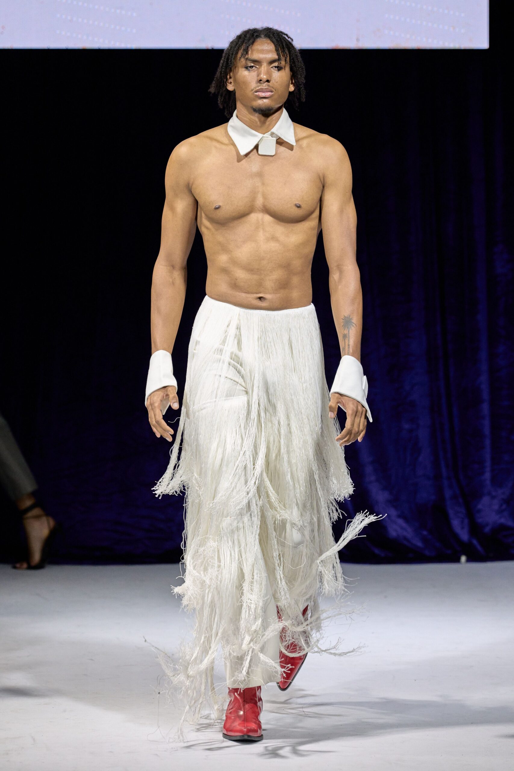 white cotton long-sleeve fitted fringed pants