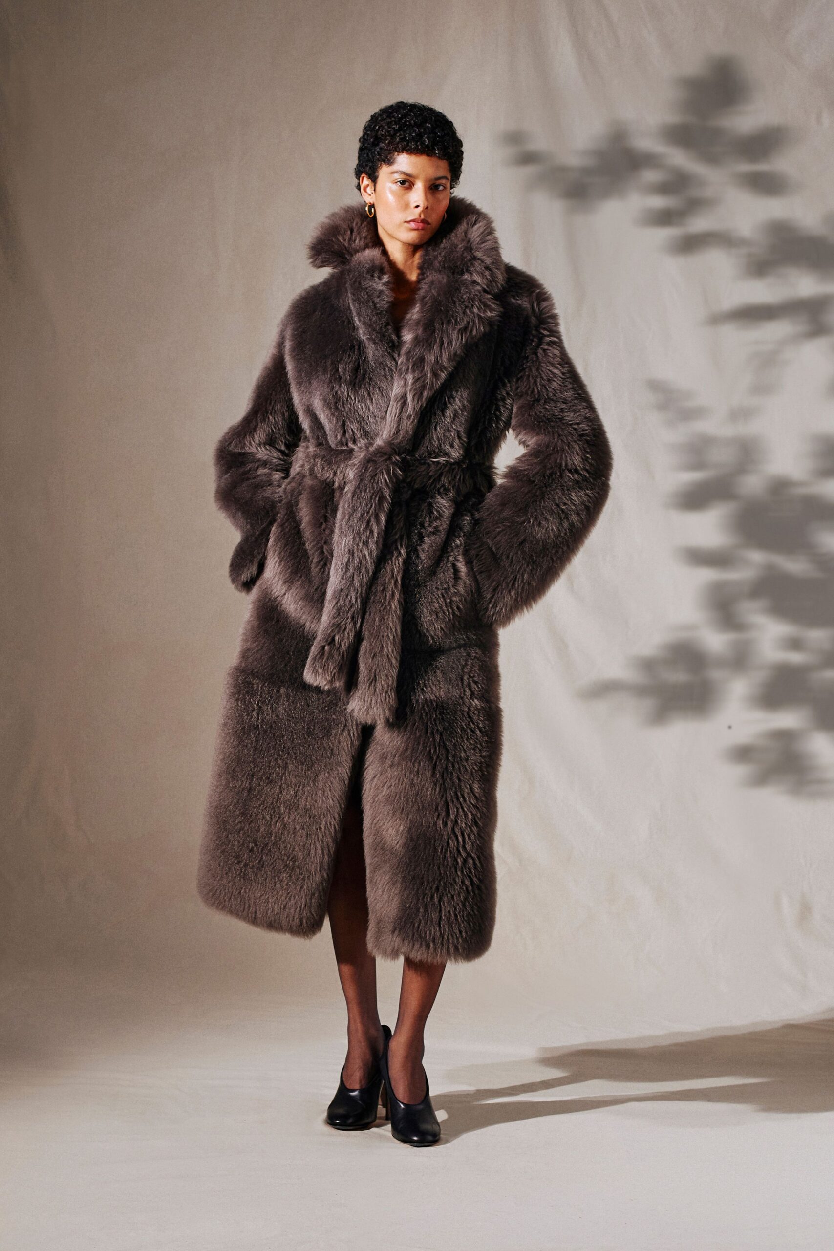 brown fur long-sleeve collared relaxed belted midi coat