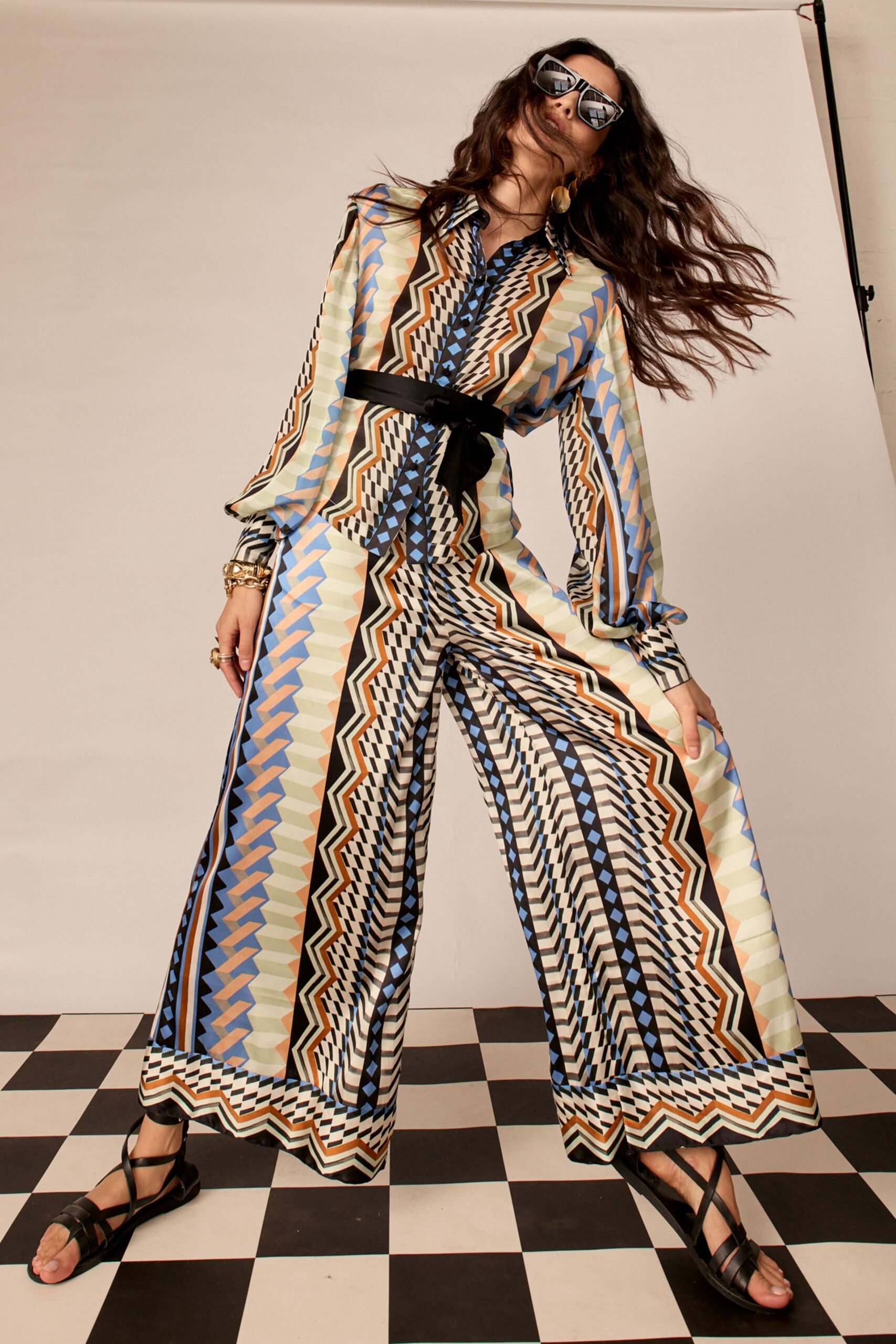 printed relaxed jumpsuit with belt