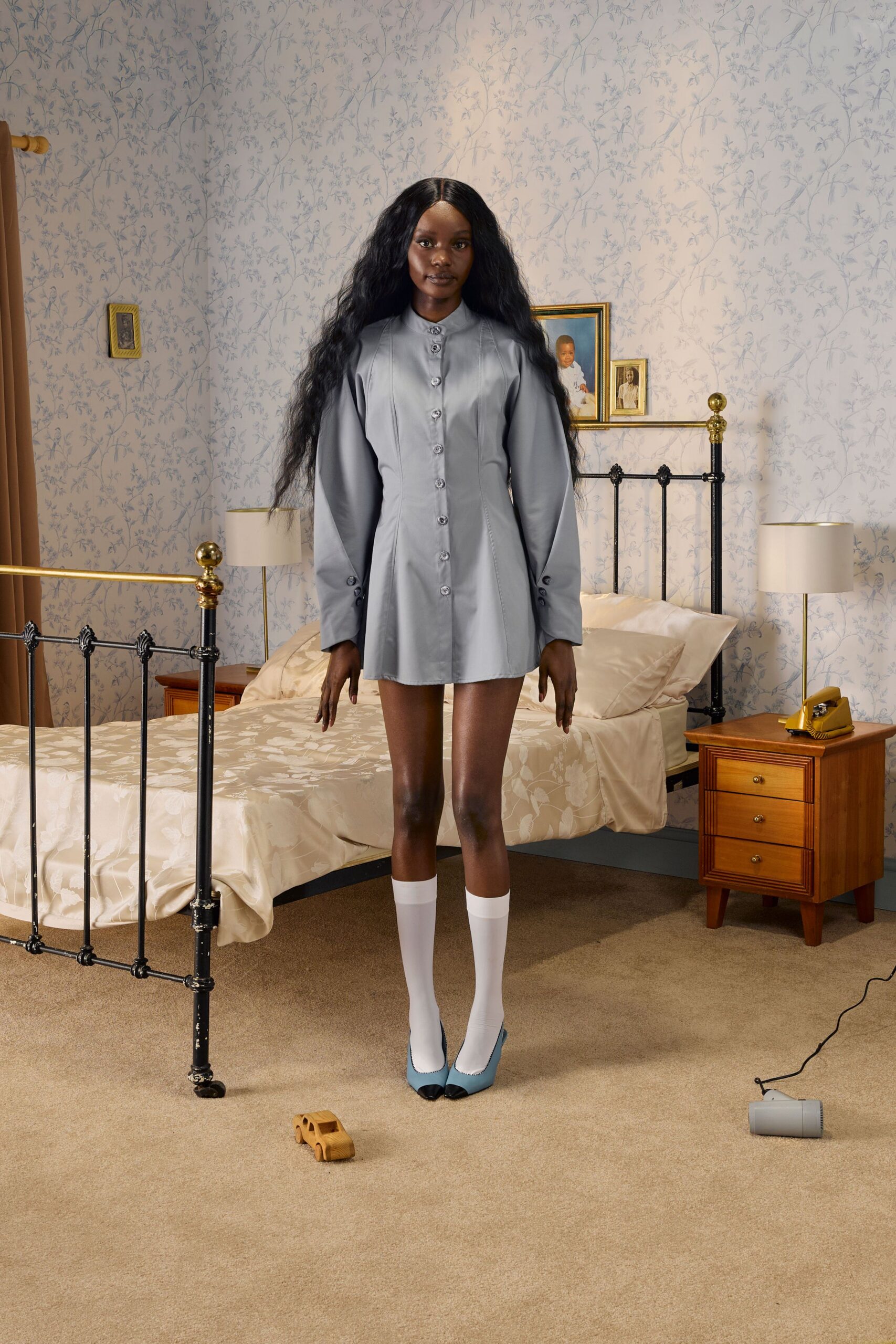 gray silk long-sleeve collared fitted buttoned mini shirt-dress