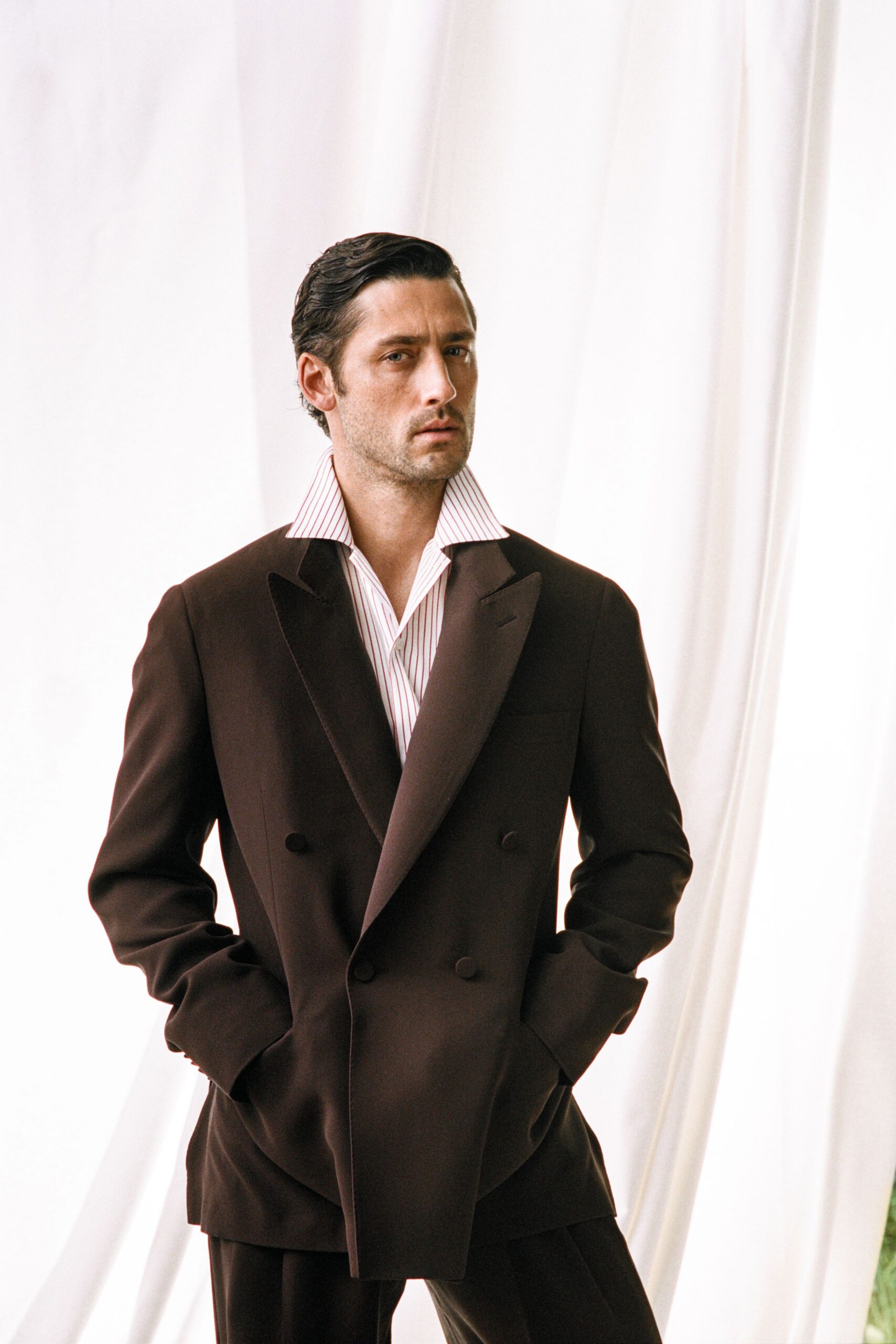 brown wool long-sleeve collared tailored suit