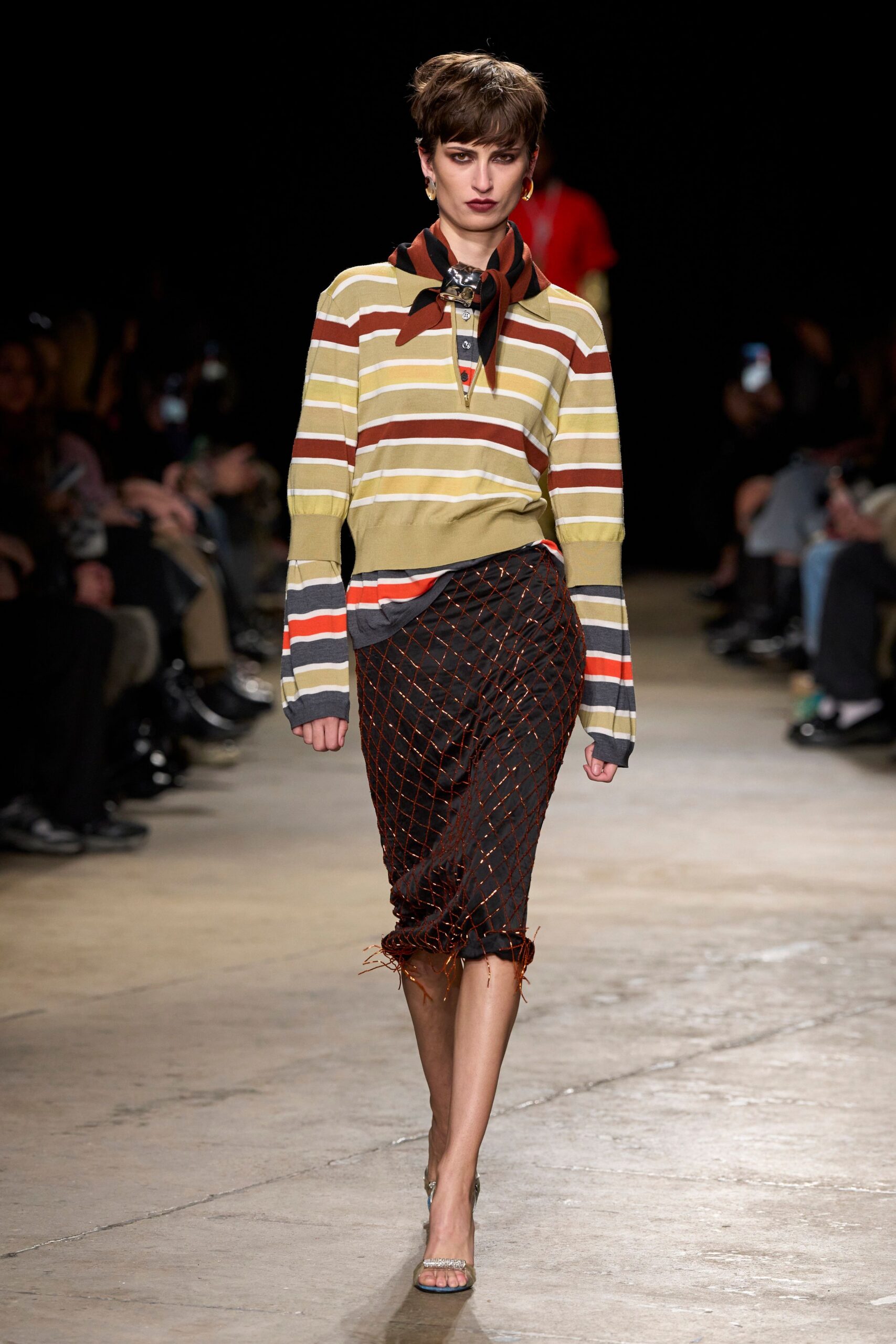 green cotton long-sleeve collared fitted striped top