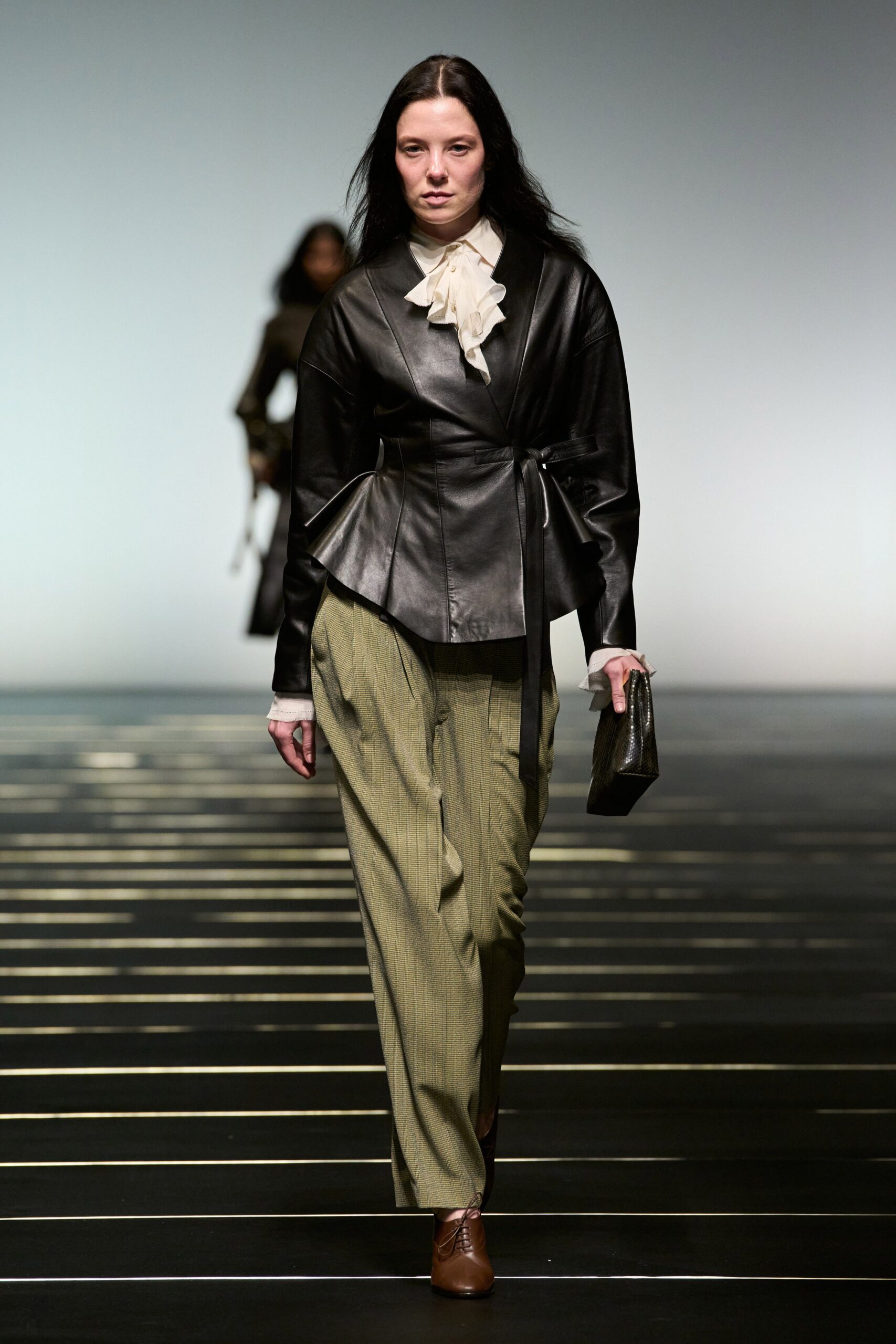 black leather long-sleeve v-neck fitted pleated top