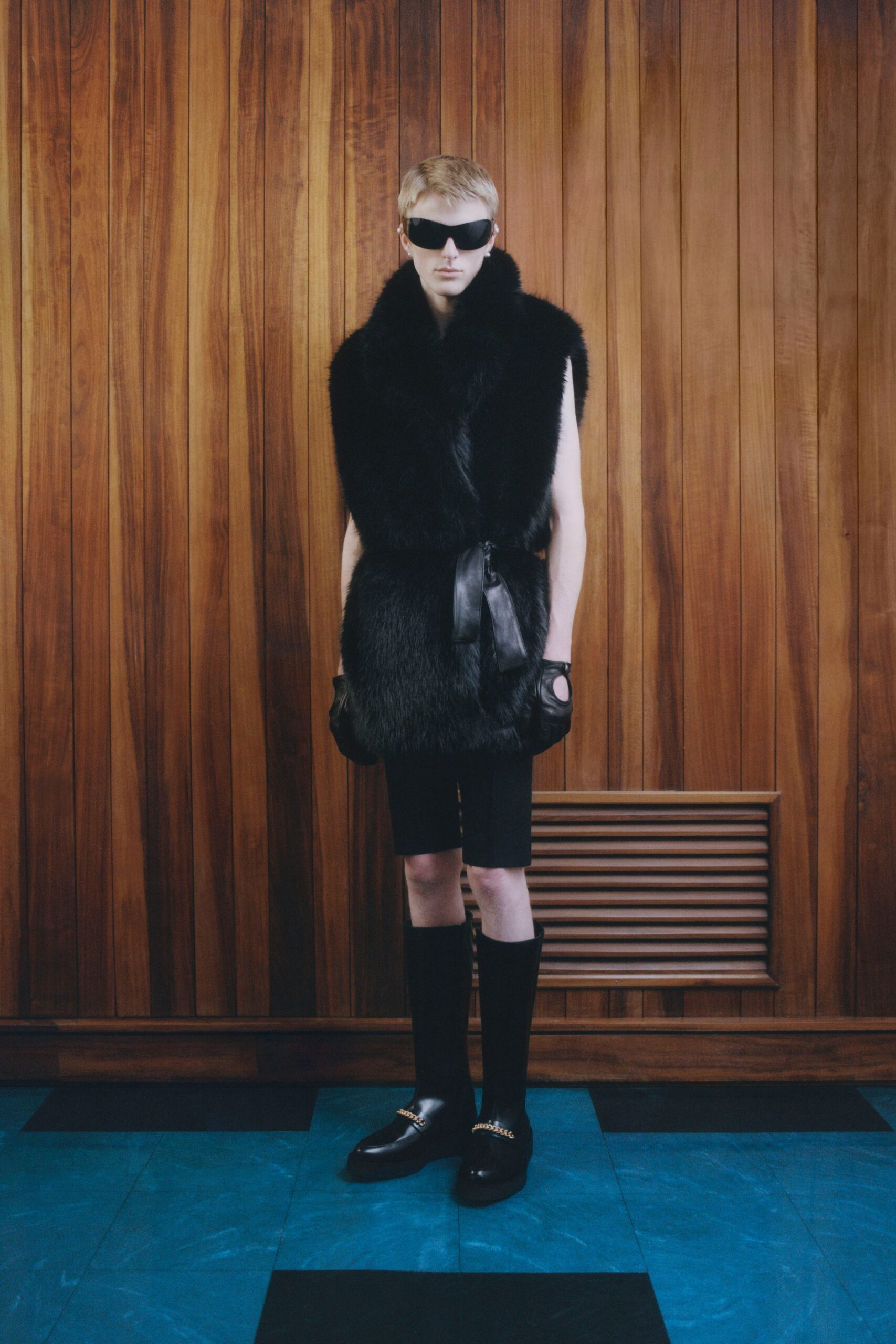 black fur sleeveless fitted layered vest