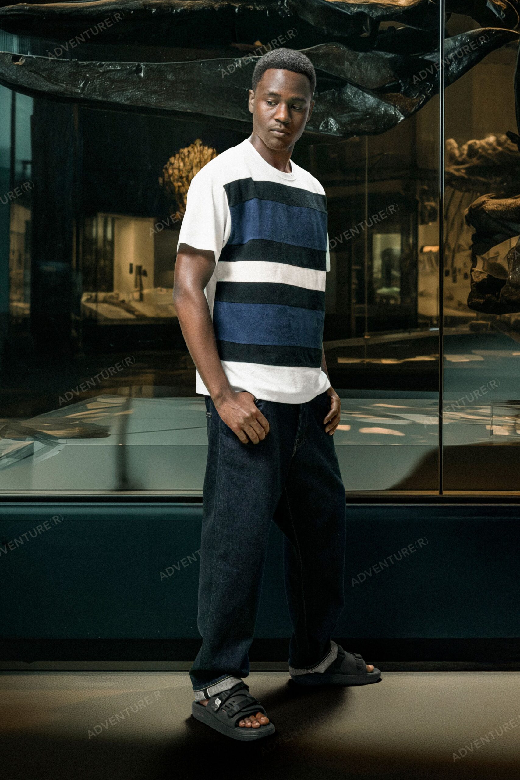 color-blocked t-shirt with relaxed pants