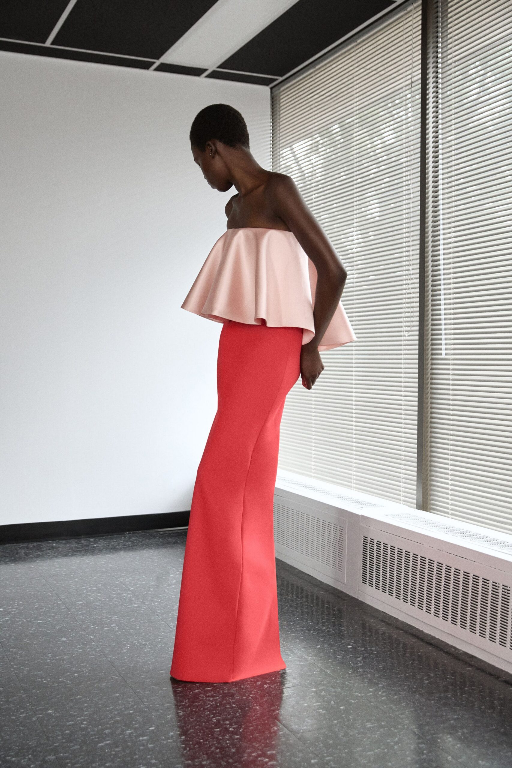 pink cotton sleeveless off-shoulder fitted layered top