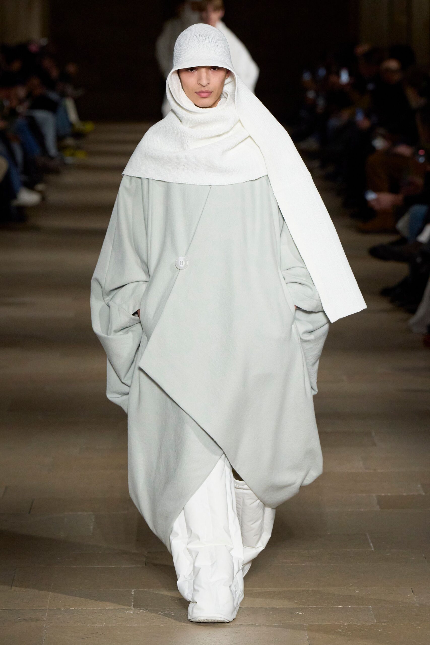 gray wool long-sleeve collared oversized coat