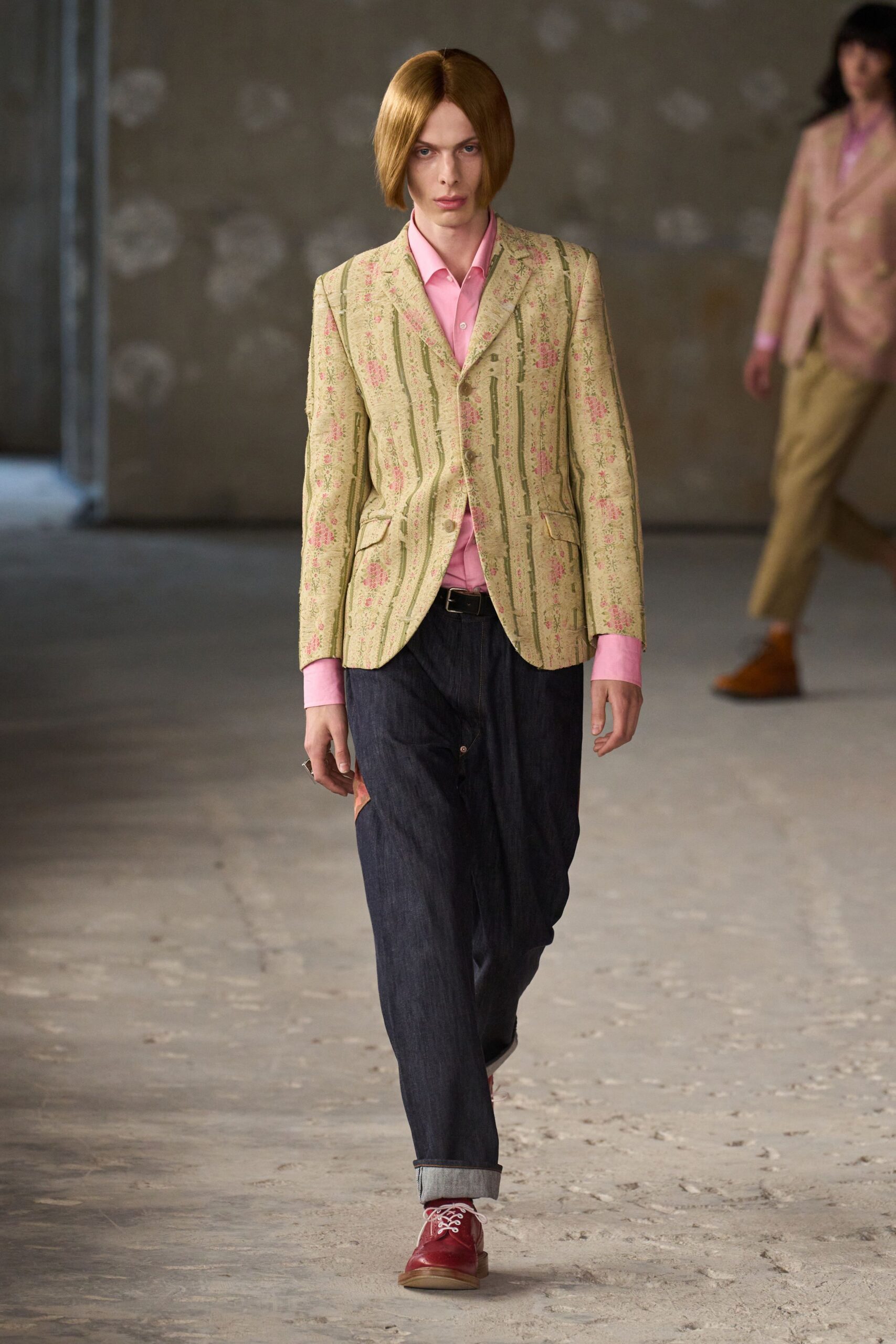 beige embroidered blazer with pink shirt