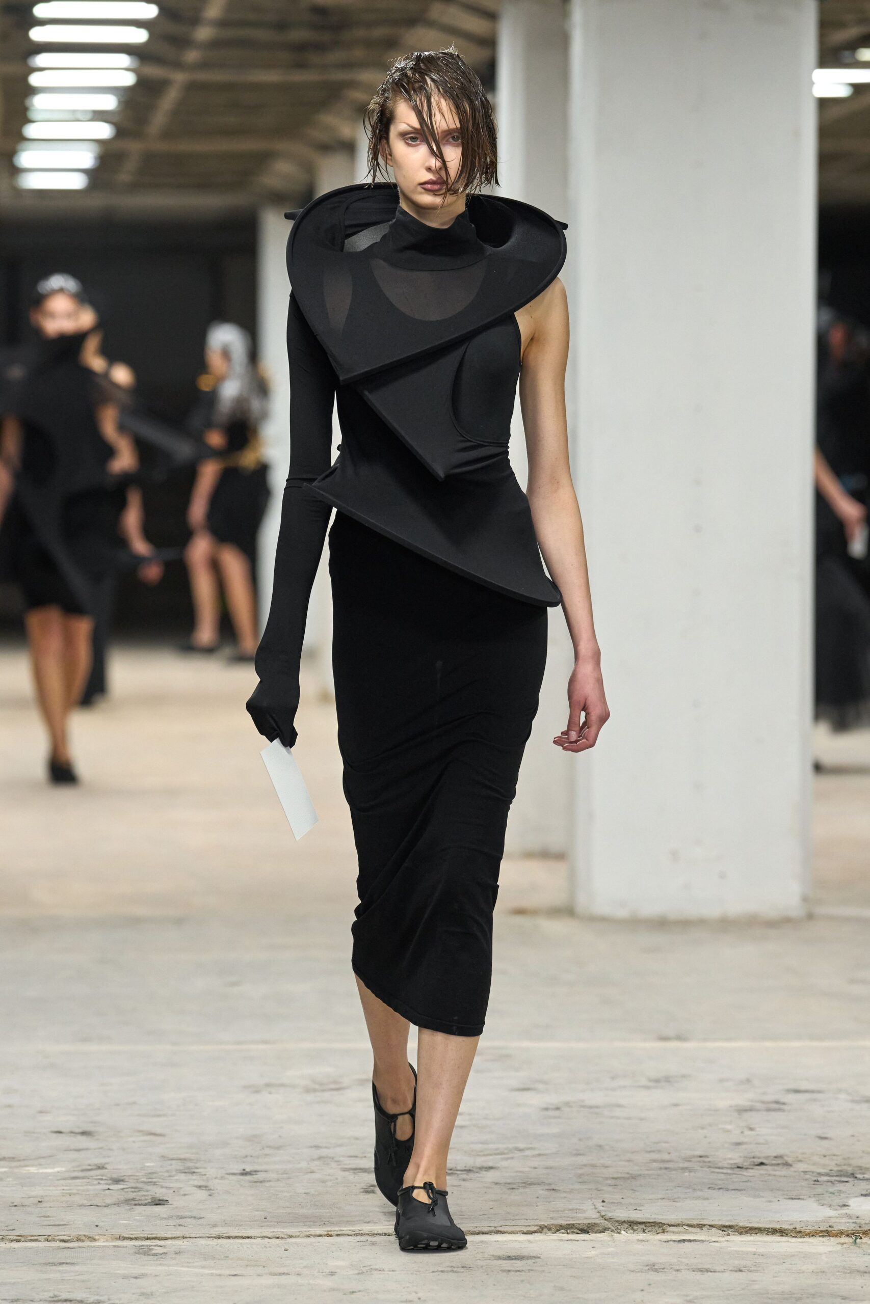 black fitted midi dress