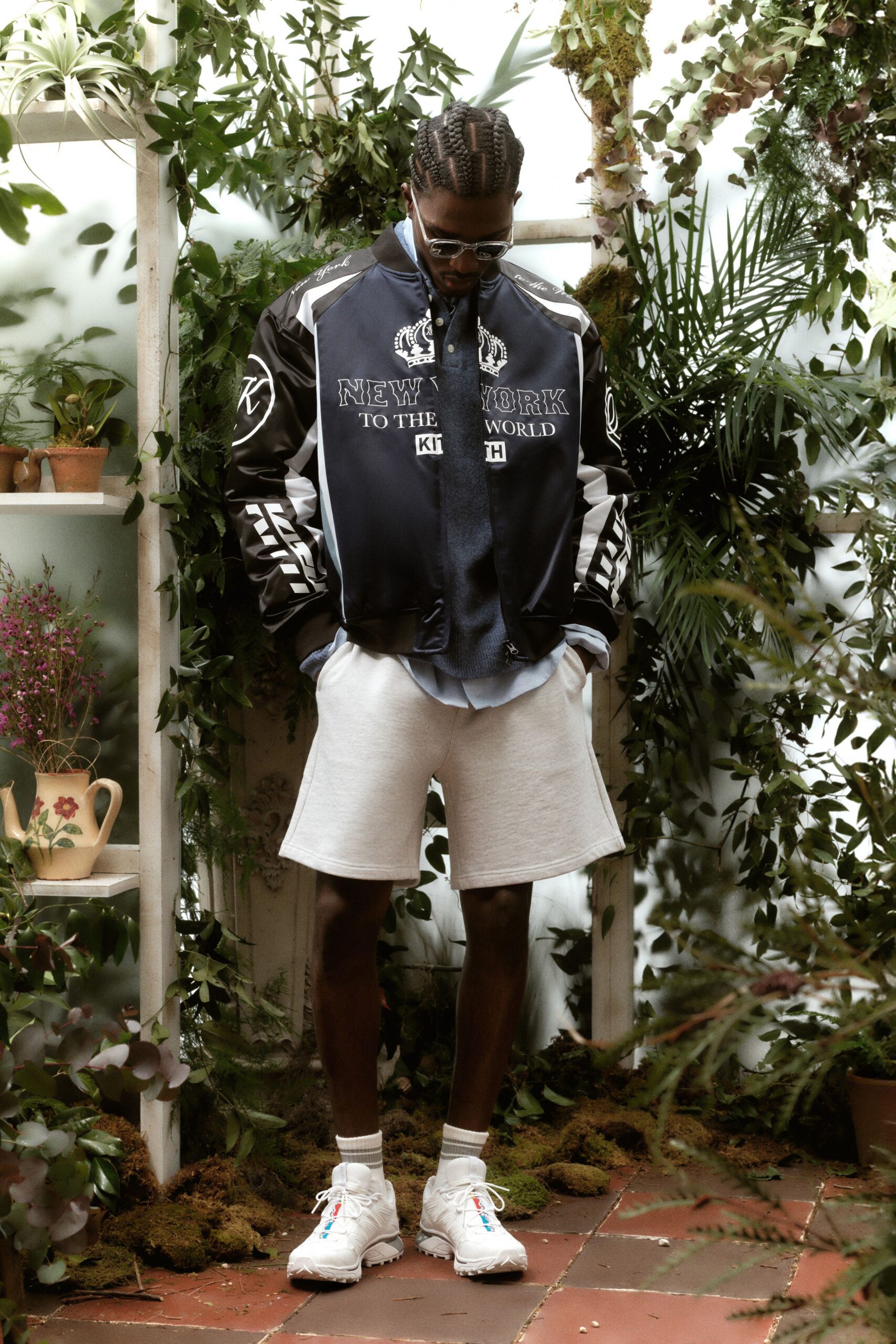 black cotton long-sleeve collared relaxed printed jacket