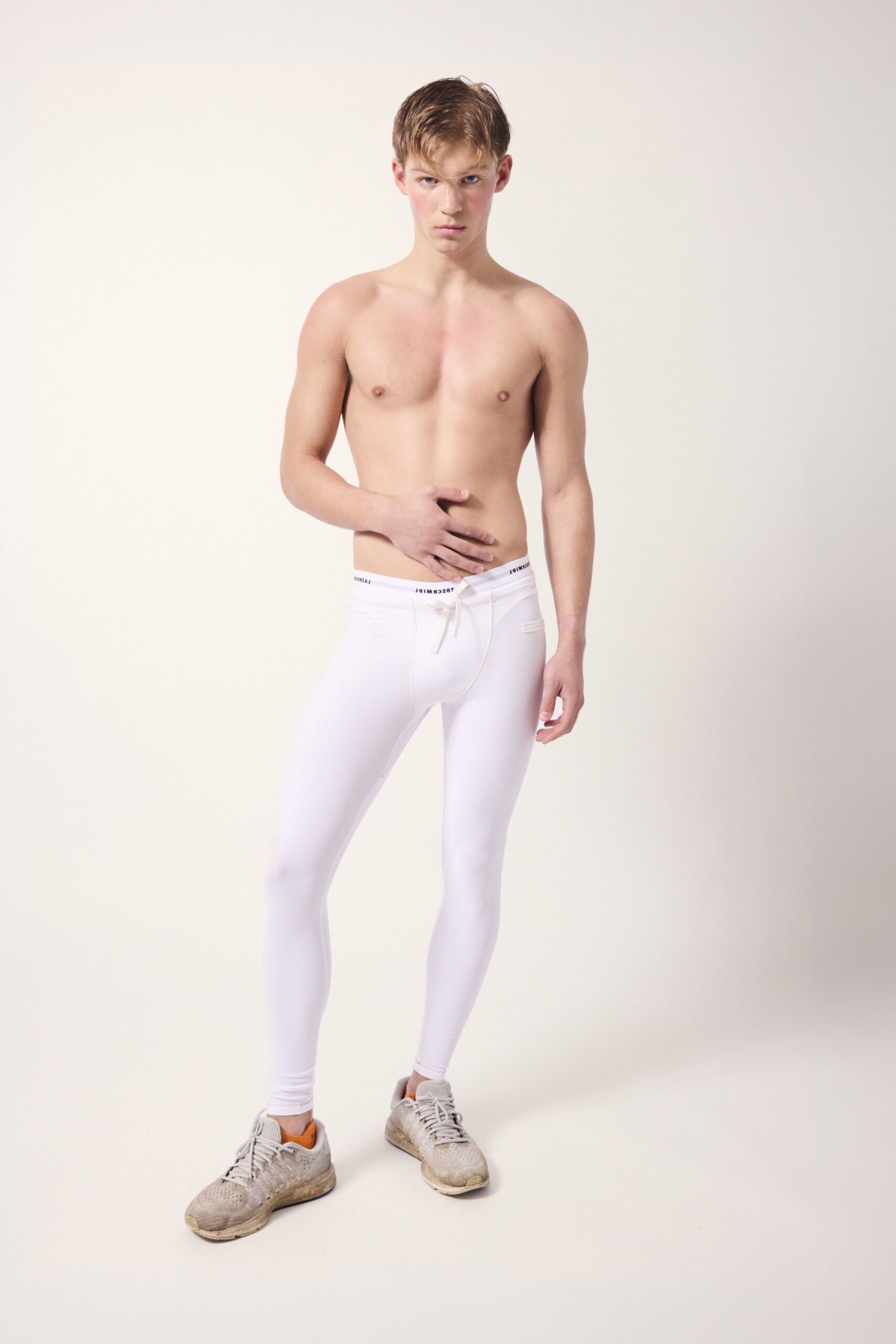 white fitted leggings with gray shoes