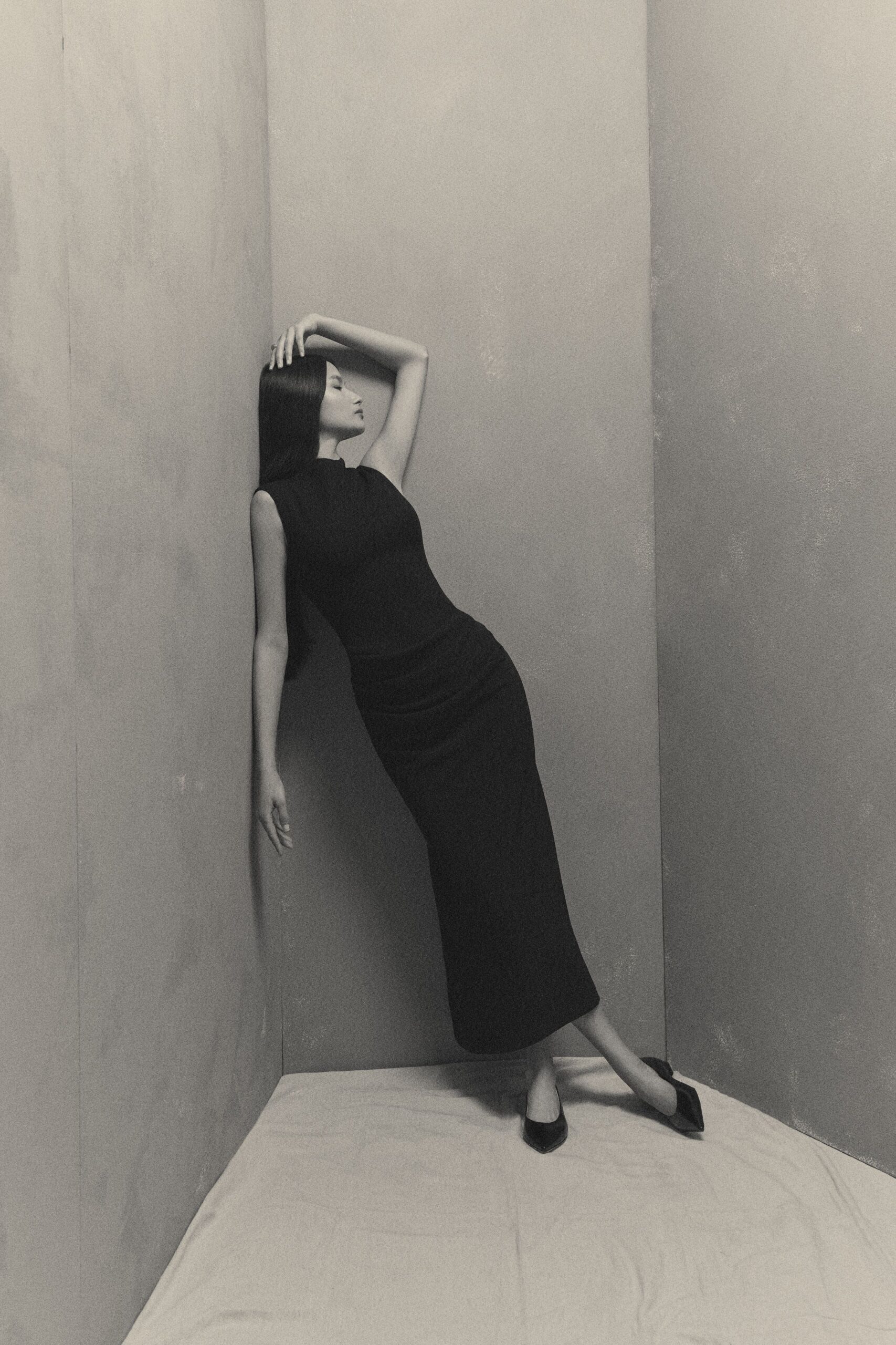 fitted black midi dress and shoes