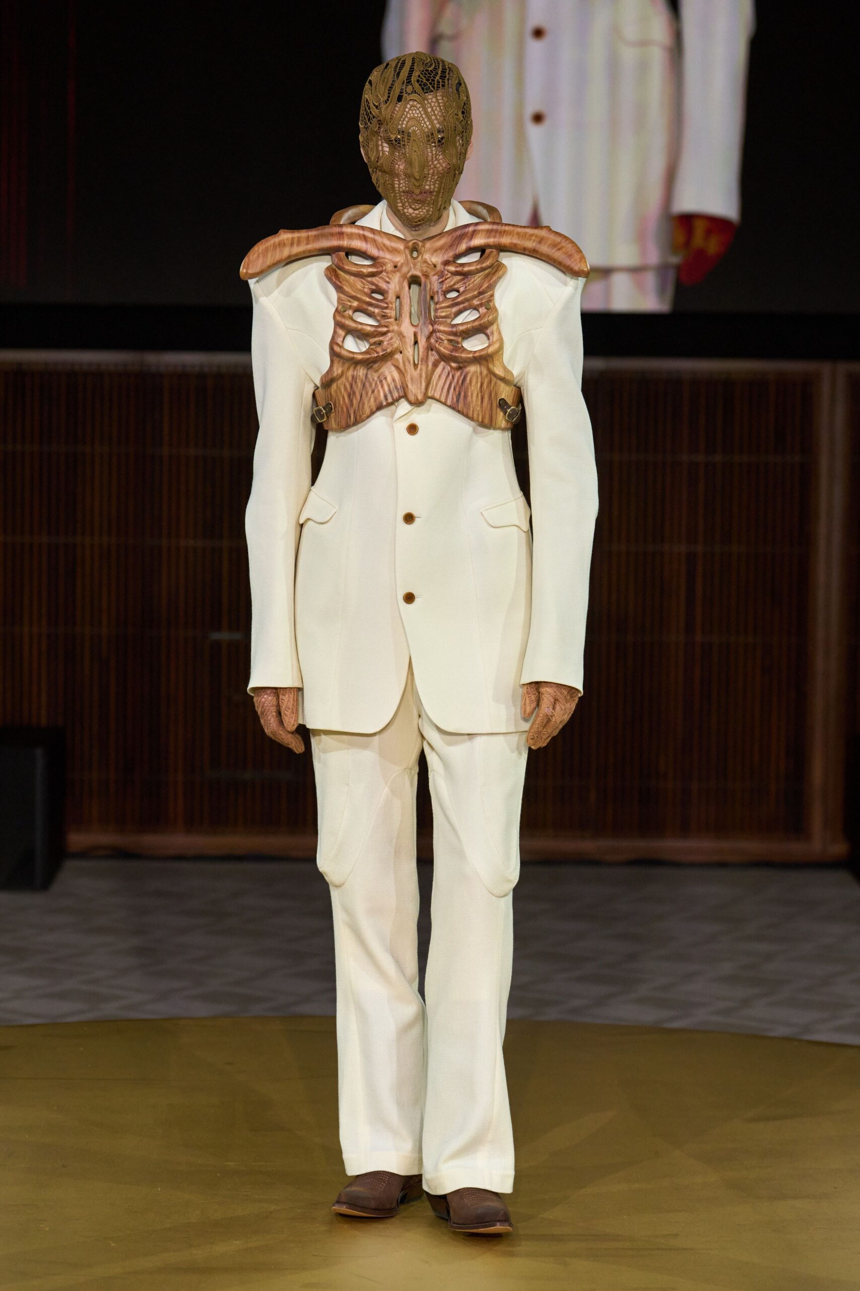 white cotton long-sleeve collared structured buttoned suit