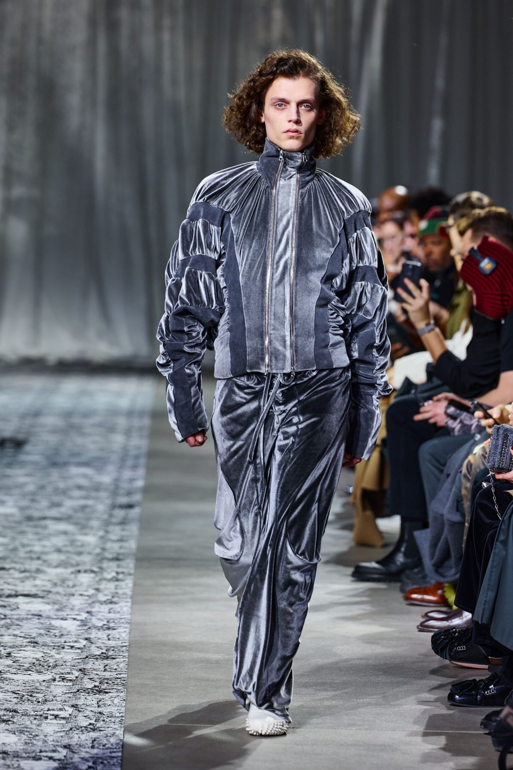 gray velvet long-sleeve collared fitted pleated shiny jacket