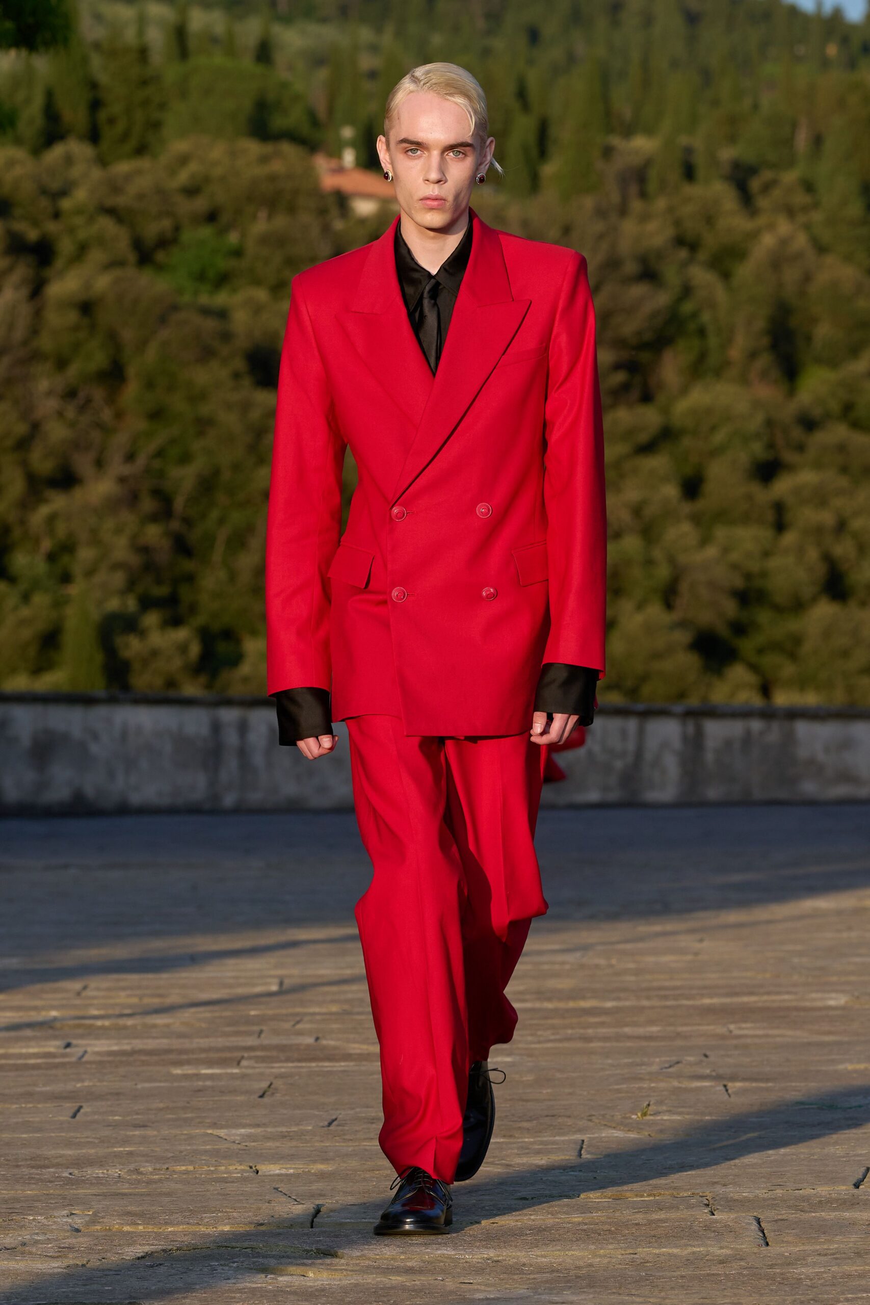 red long-sleeve collared tailored suit