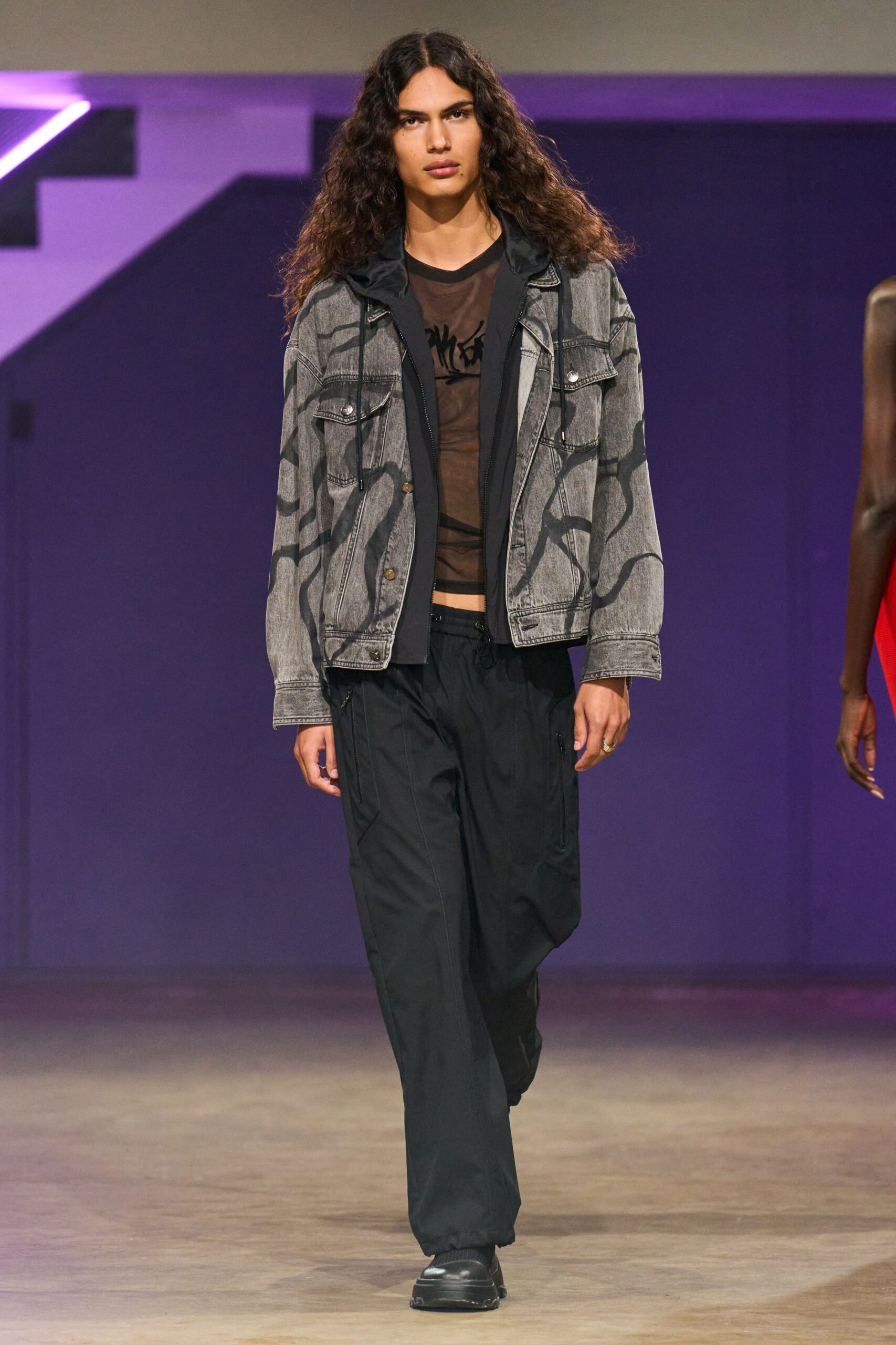 gray denim long-sleeve collared relaxed printed jacket