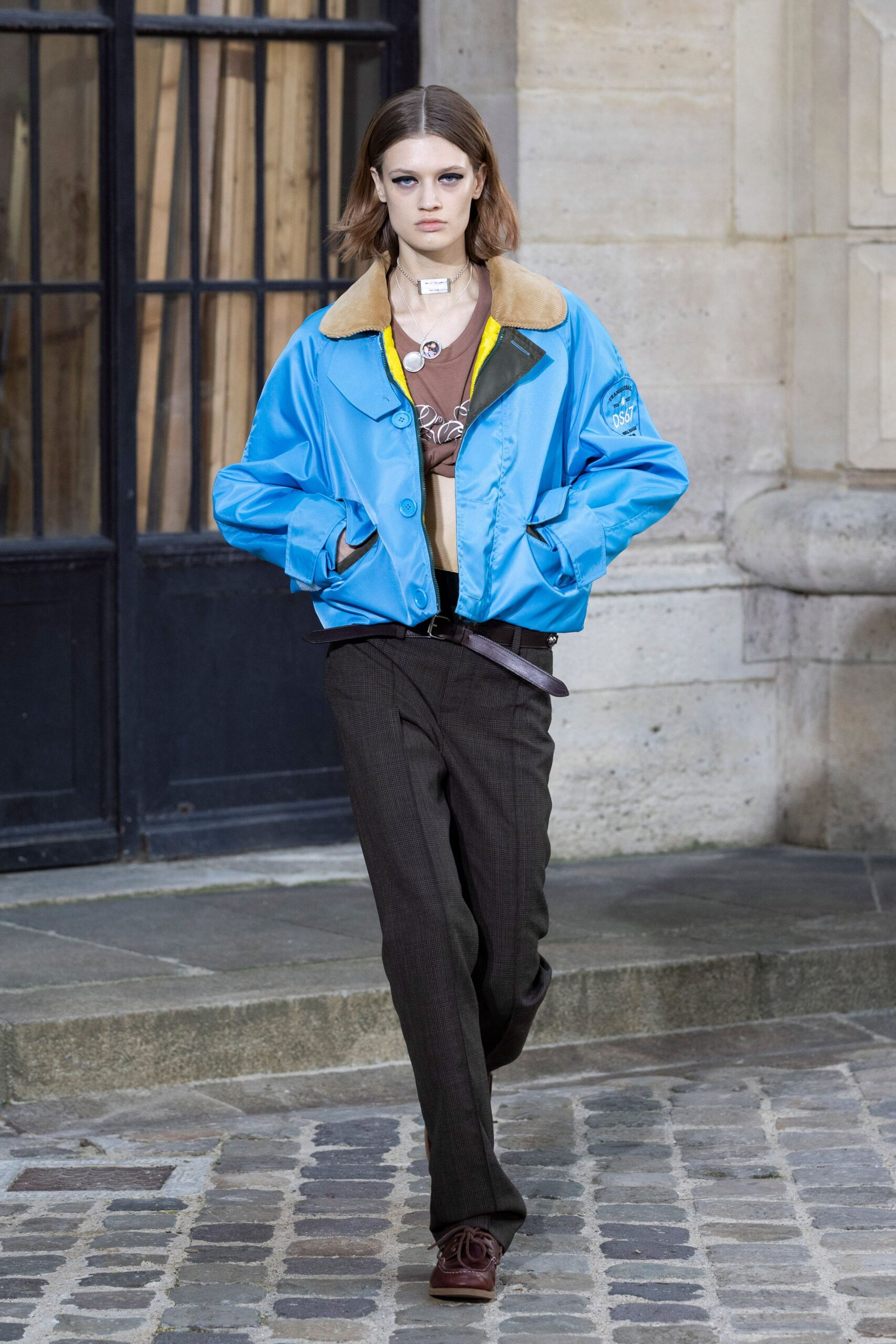 blue cotton long-sleeve collared relaxed zippered jacket