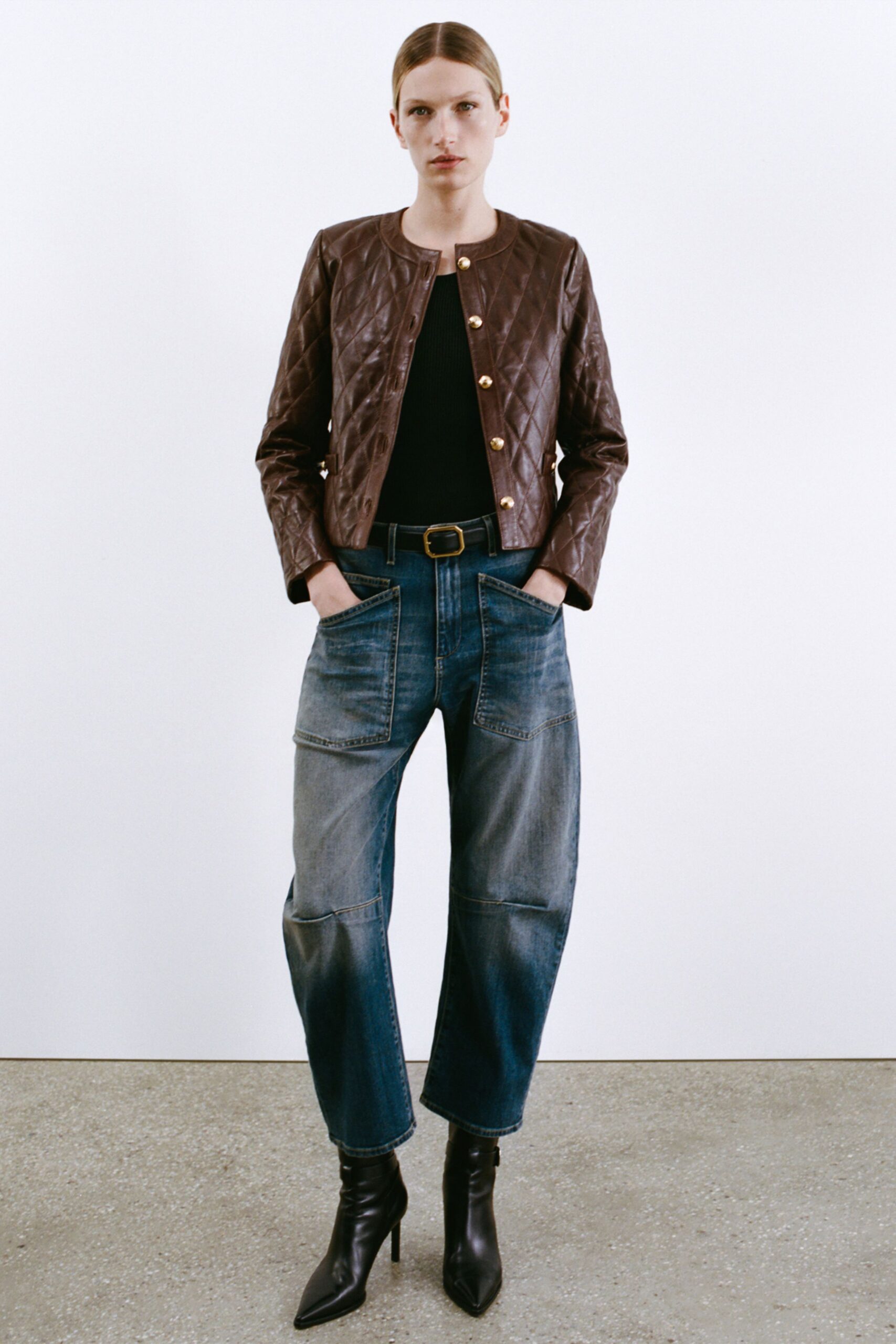 brown leather long-sleeve collared fitted quilted buttoned jacket