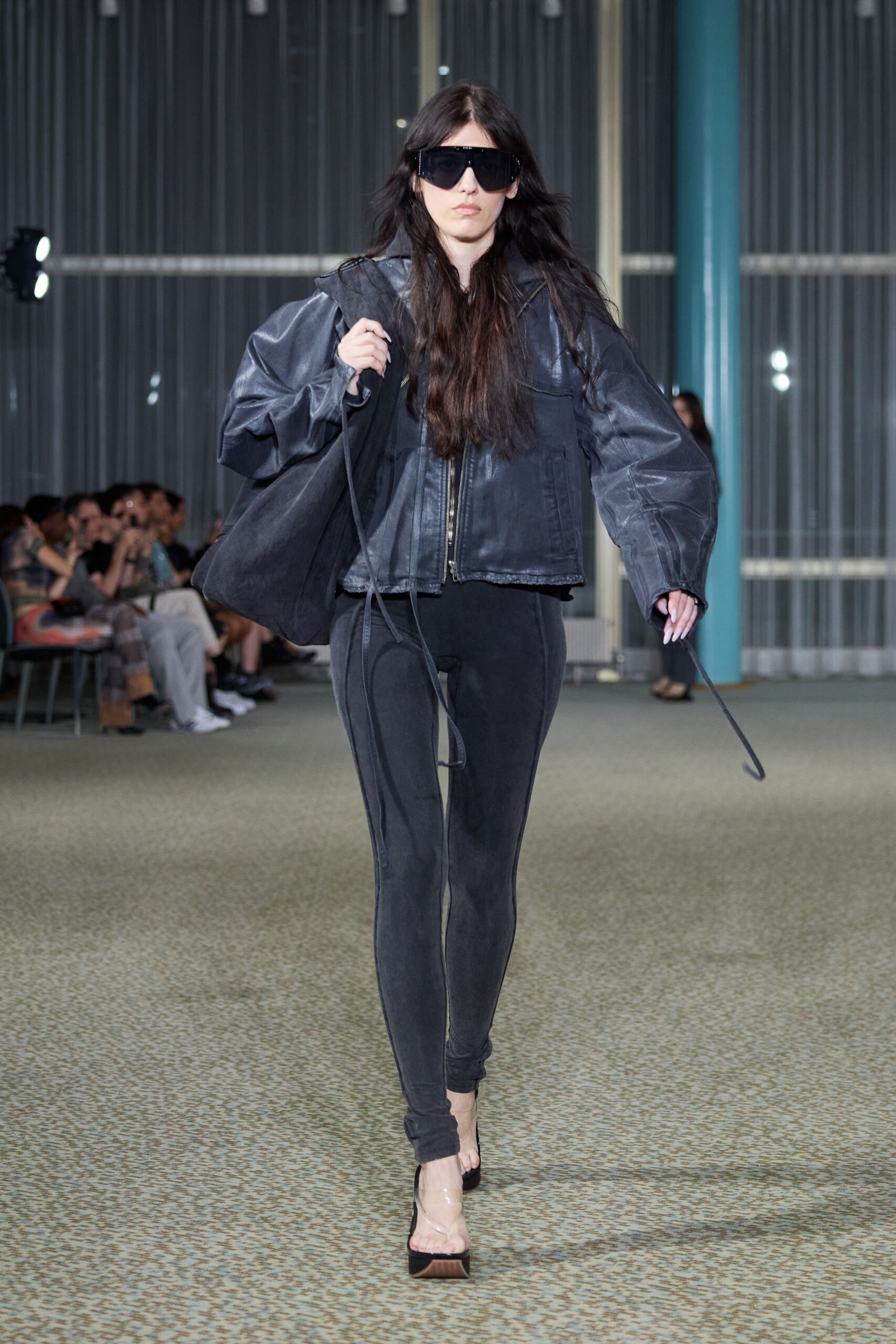 black leather oversized bag