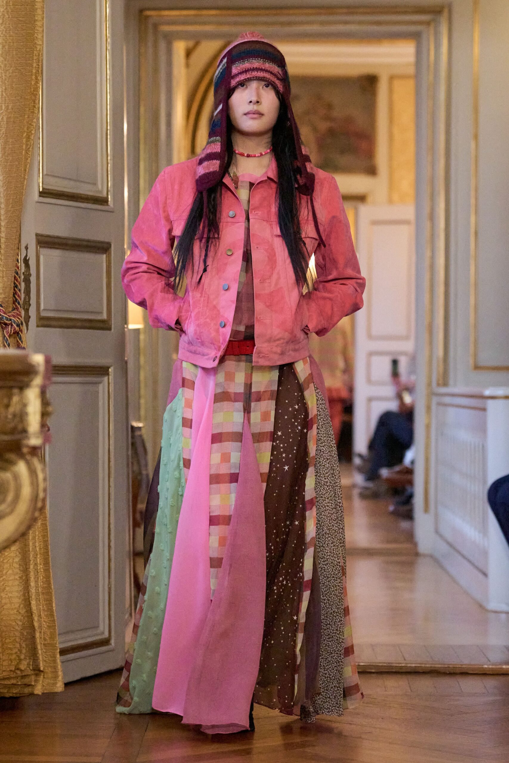 pink cotton long-sleeve collared fitted buttoned jacket