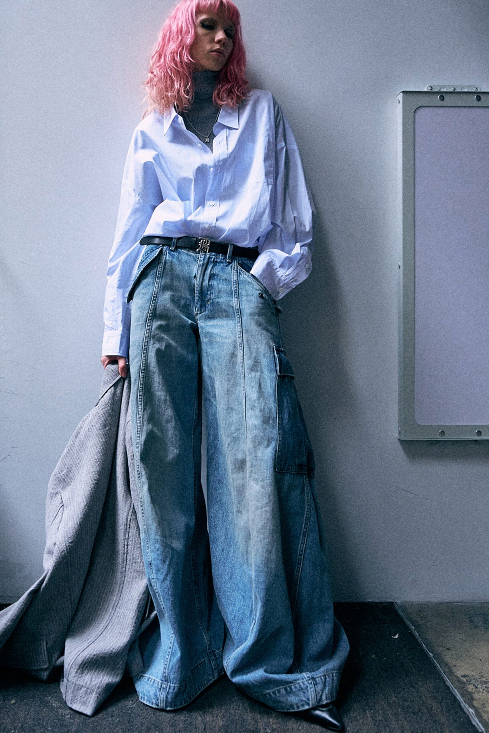white cotton long-sleeve collared oversized shirt