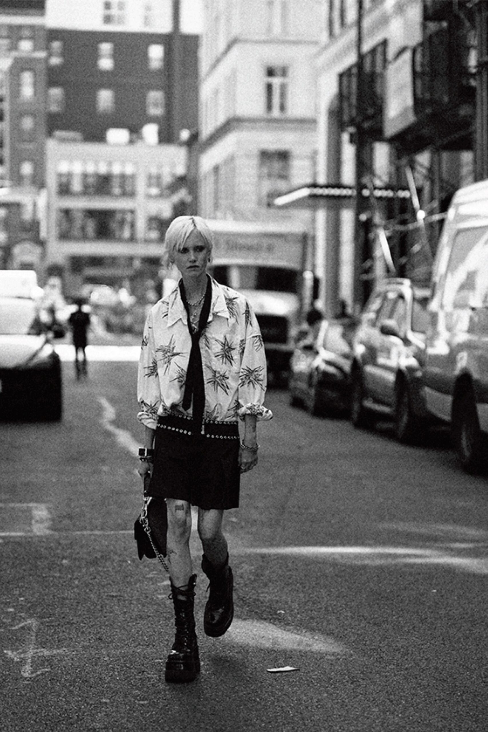 white cotton long-sleeve collared fitted printed jacket
