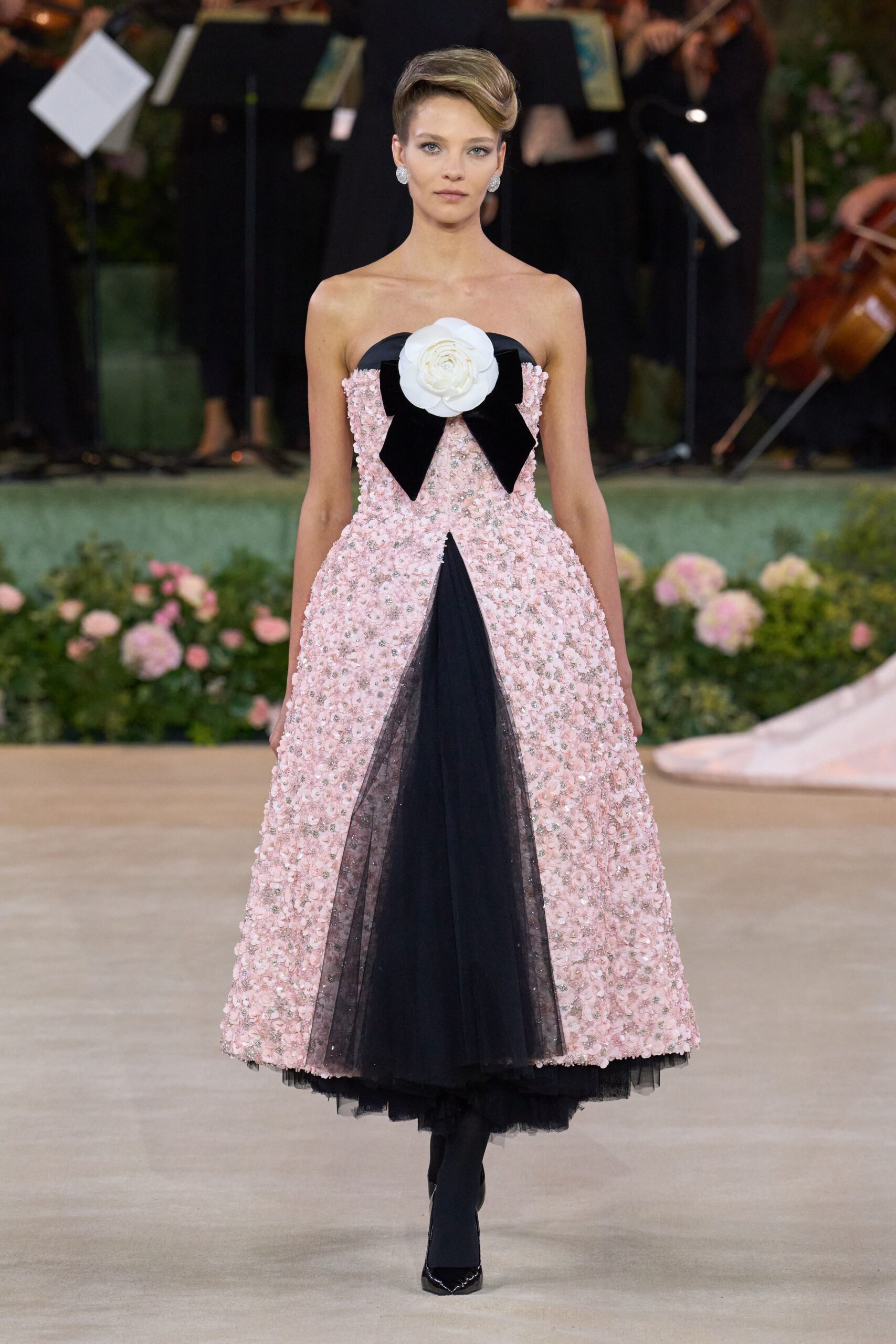 pink silk strapless v-neck fitted pleated embroidered dress