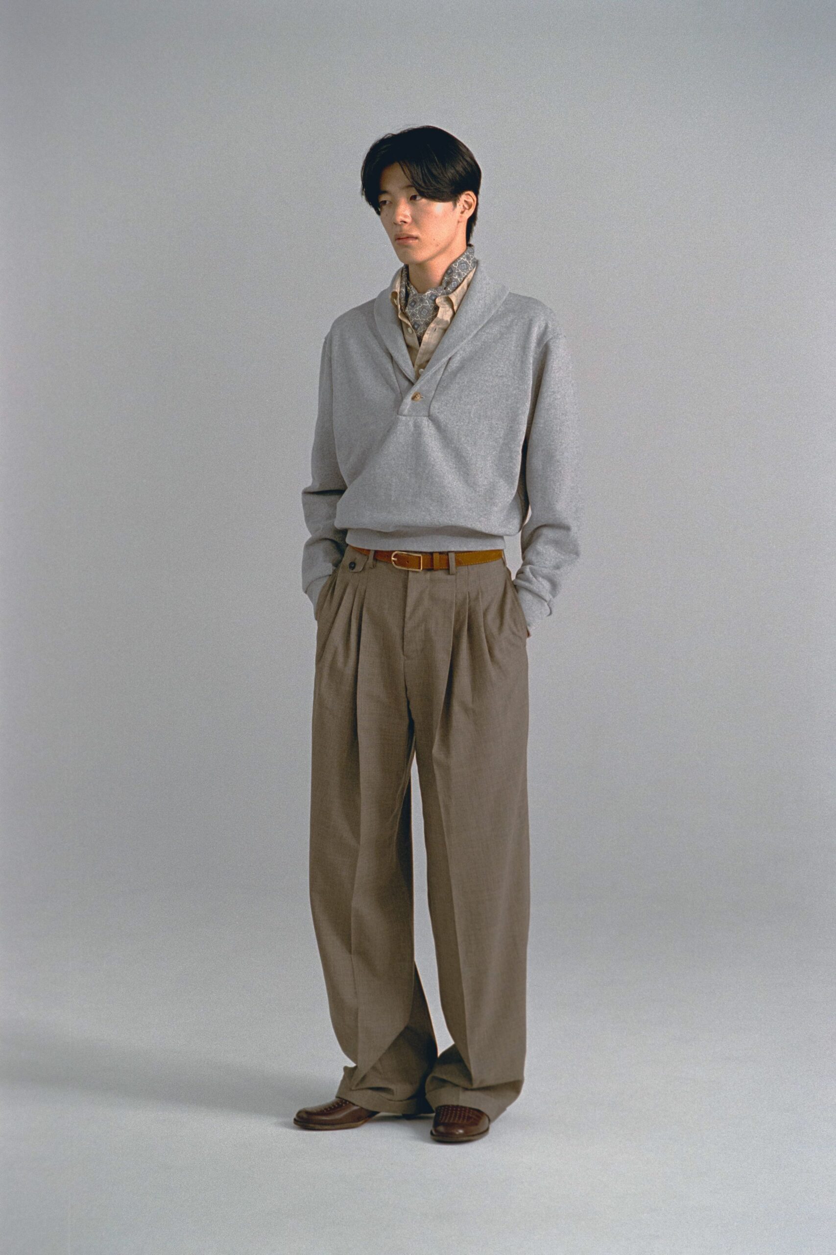 gray wool long-sleeve v-neck relaxed sweater