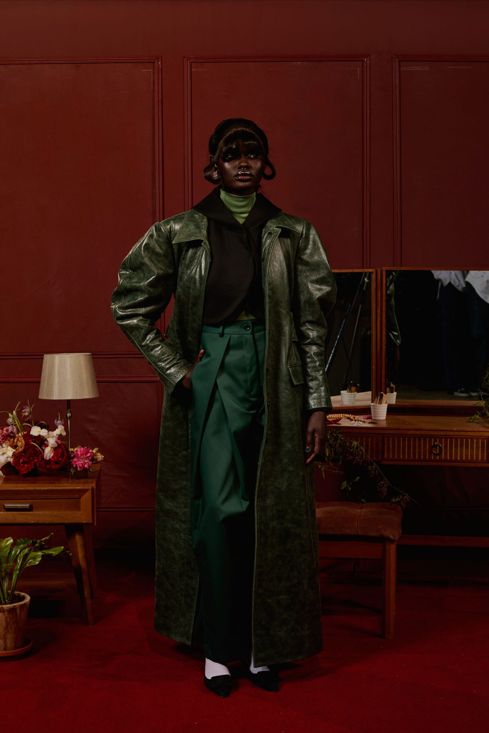 green leather long-sleeve collared fitted maxi coat
