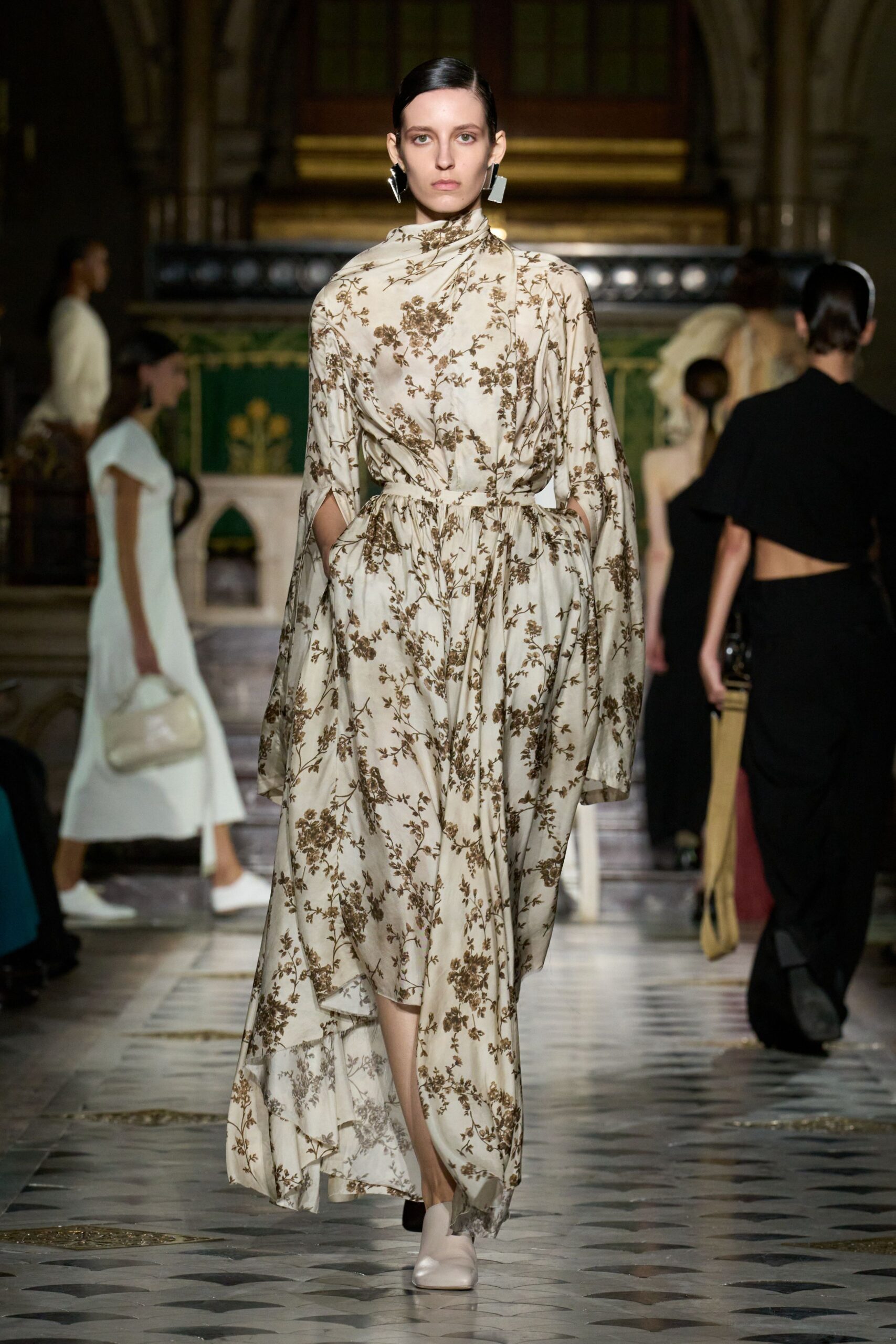 beige floral maxi dress with white shoes