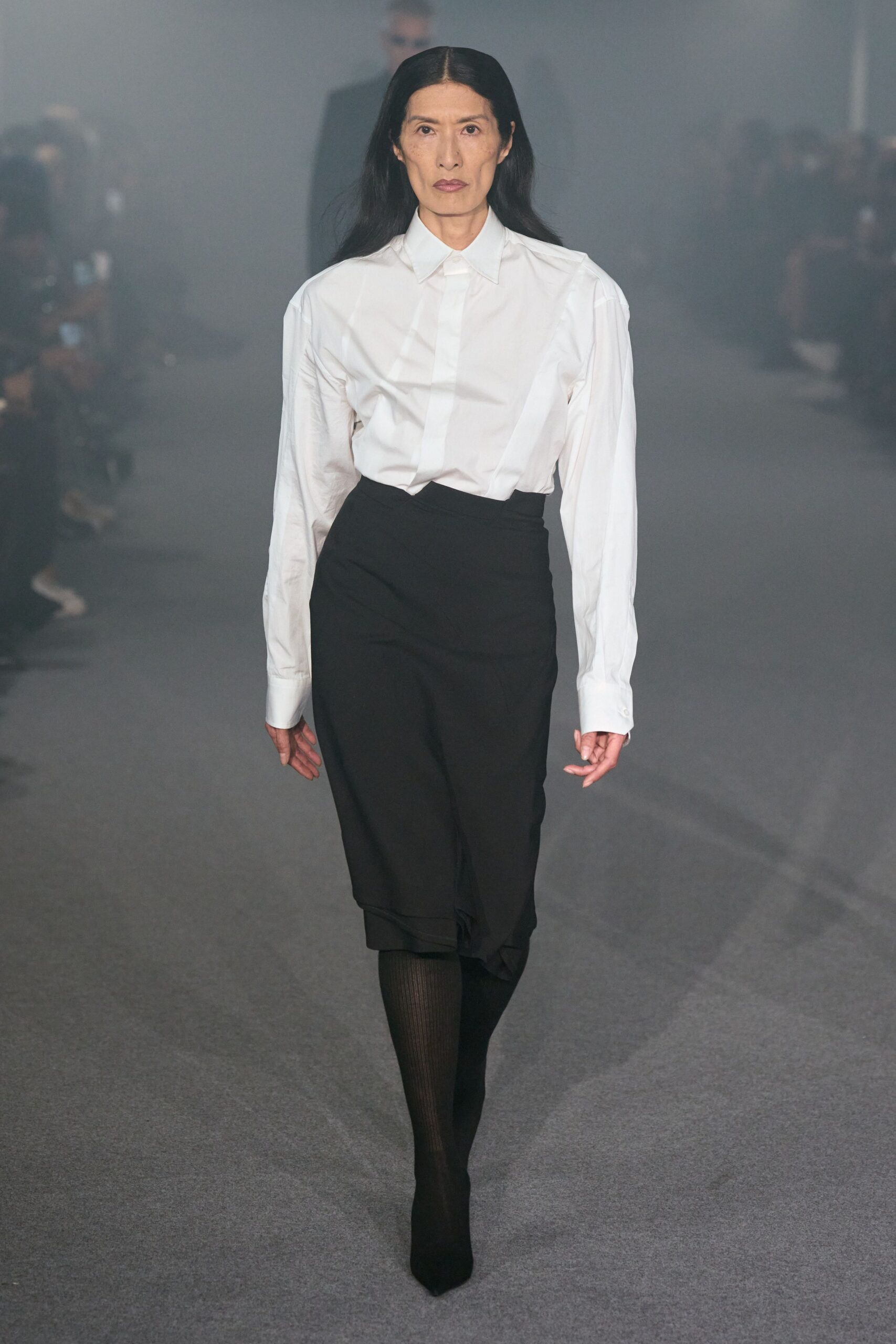 white fitted shirt black pencil skirt