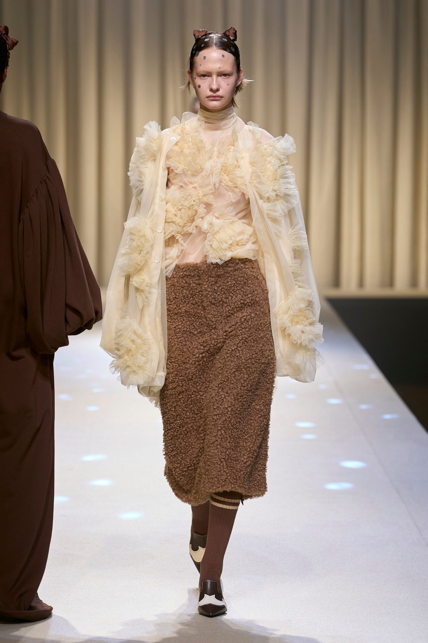 beige silk long-sleeve collared fitted ruffled top