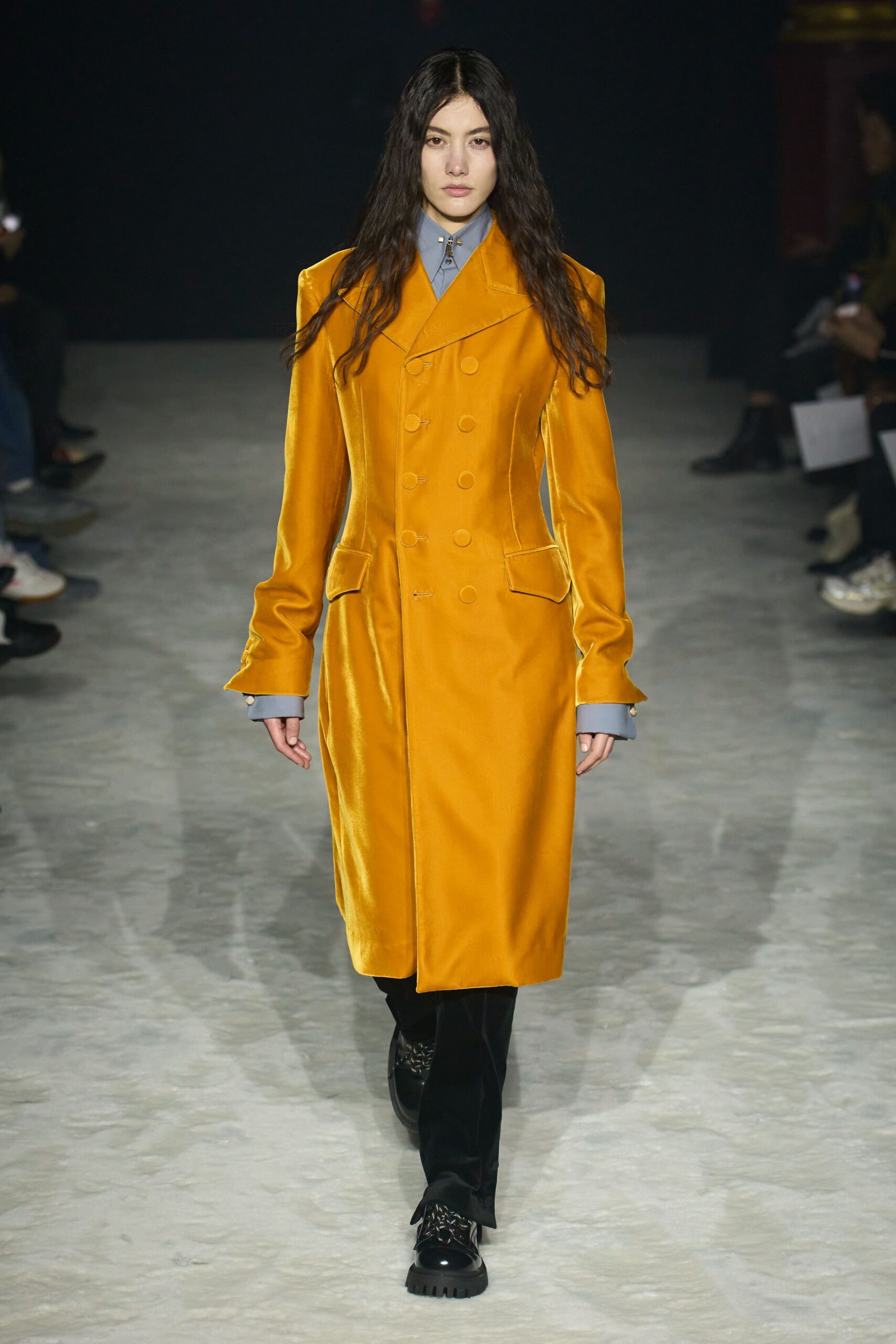yellow velvet long-sleeve collared fitted coat