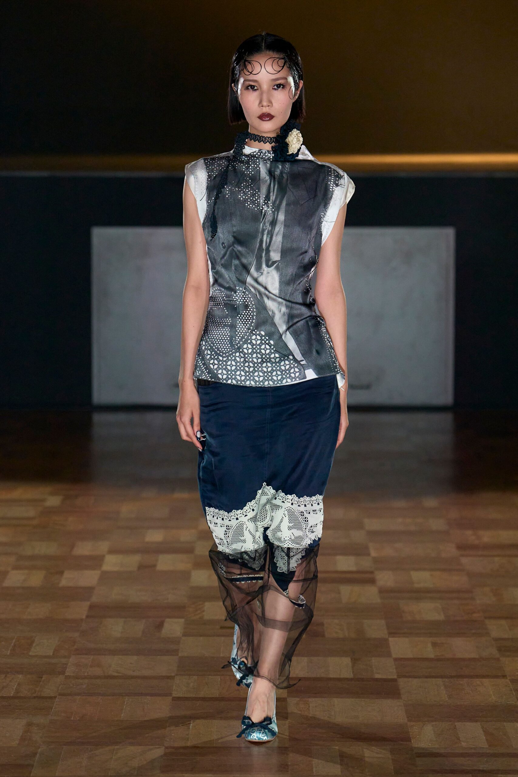 black silk sleeveless high-neck fitted embroidered layered top