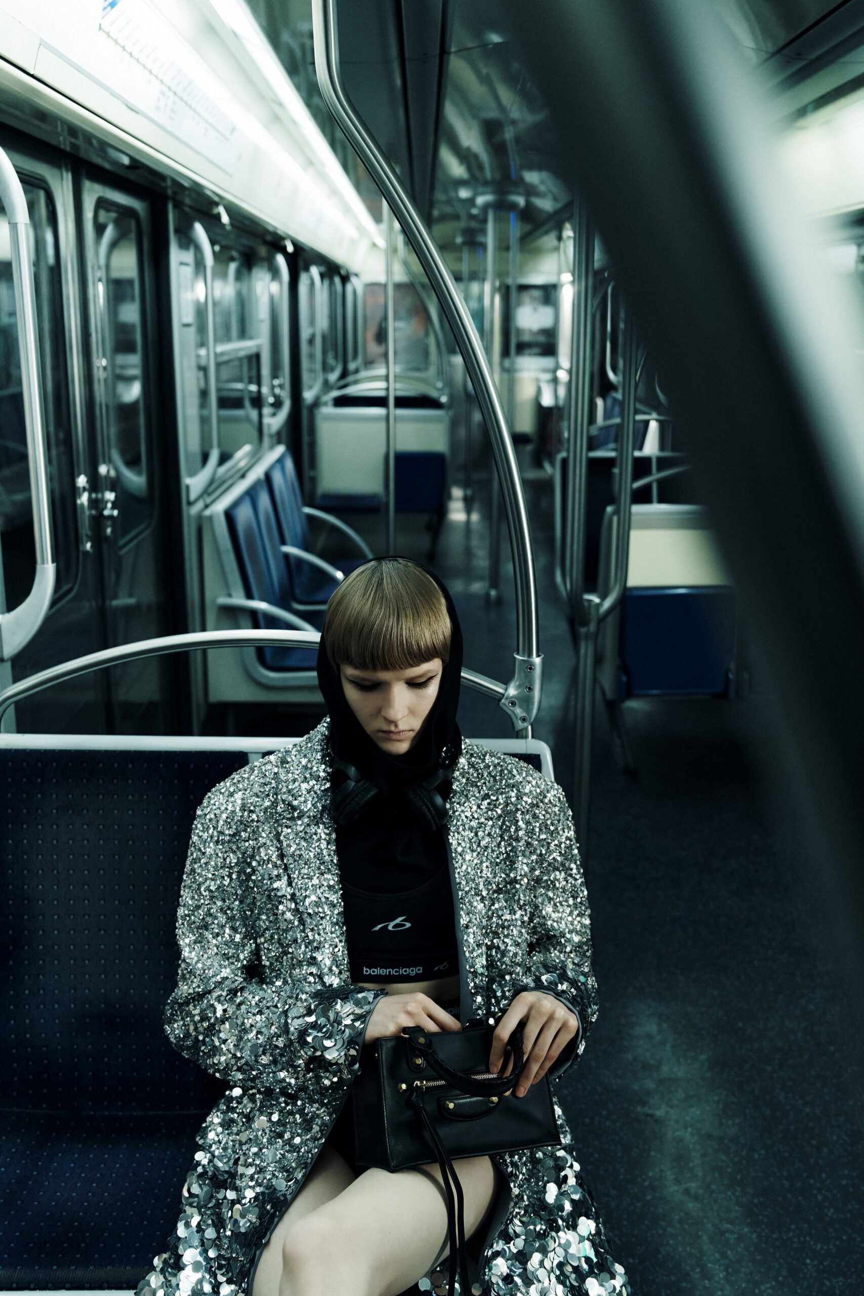 gray sequin long-sleeve fitted layered shiny short coat
