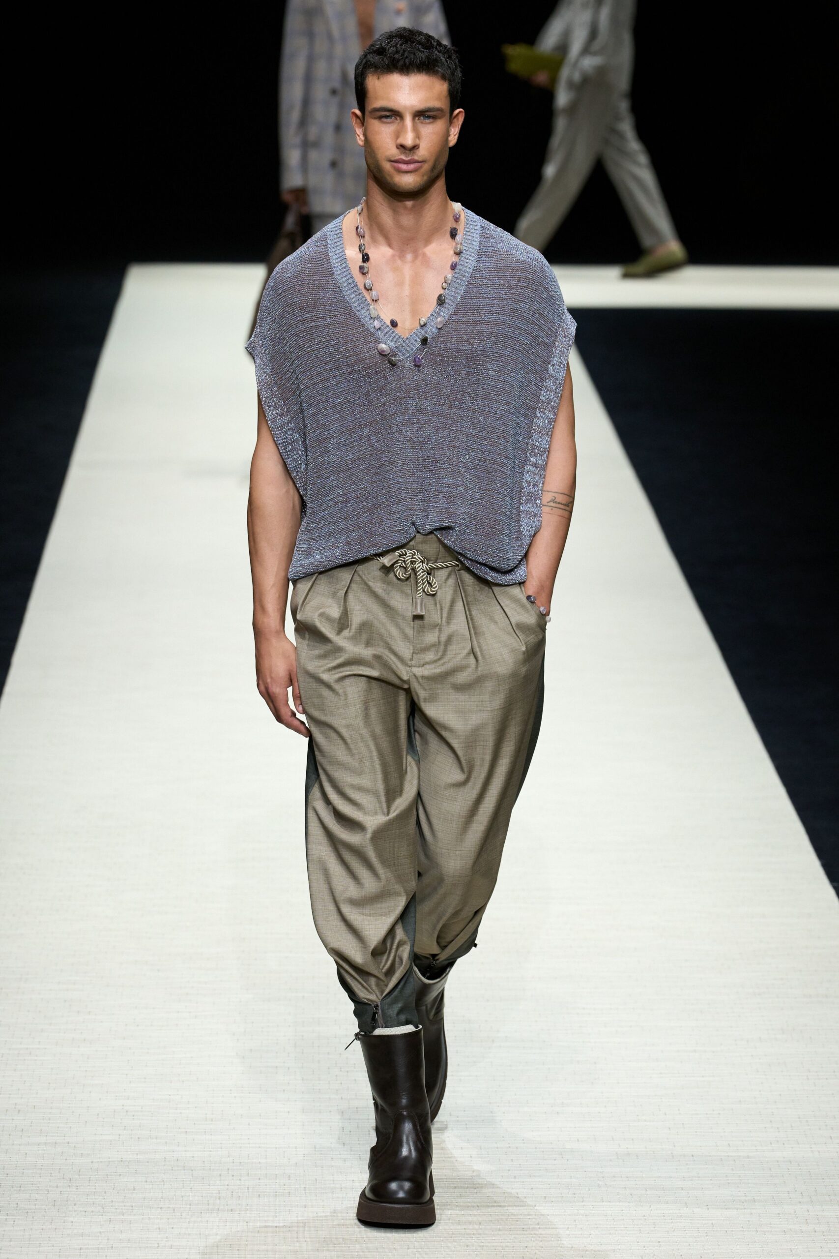 gray relaxed top beige pants brown boots