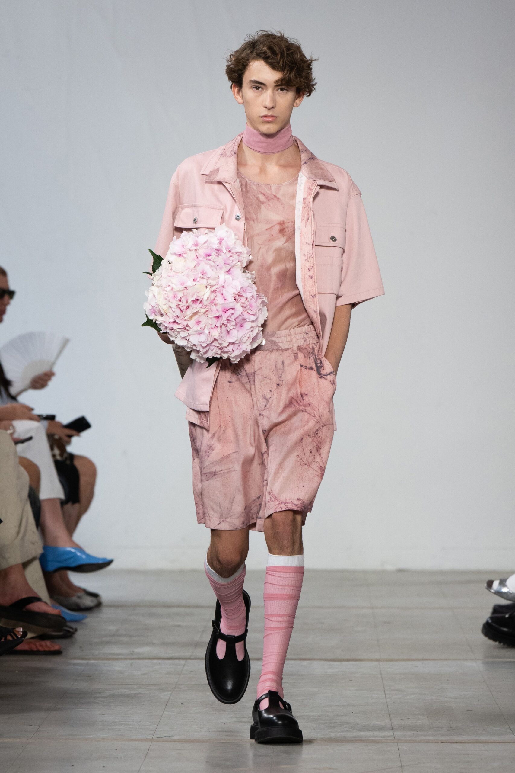 pink cotton short-sleeve collared relaxed buttoned shirt