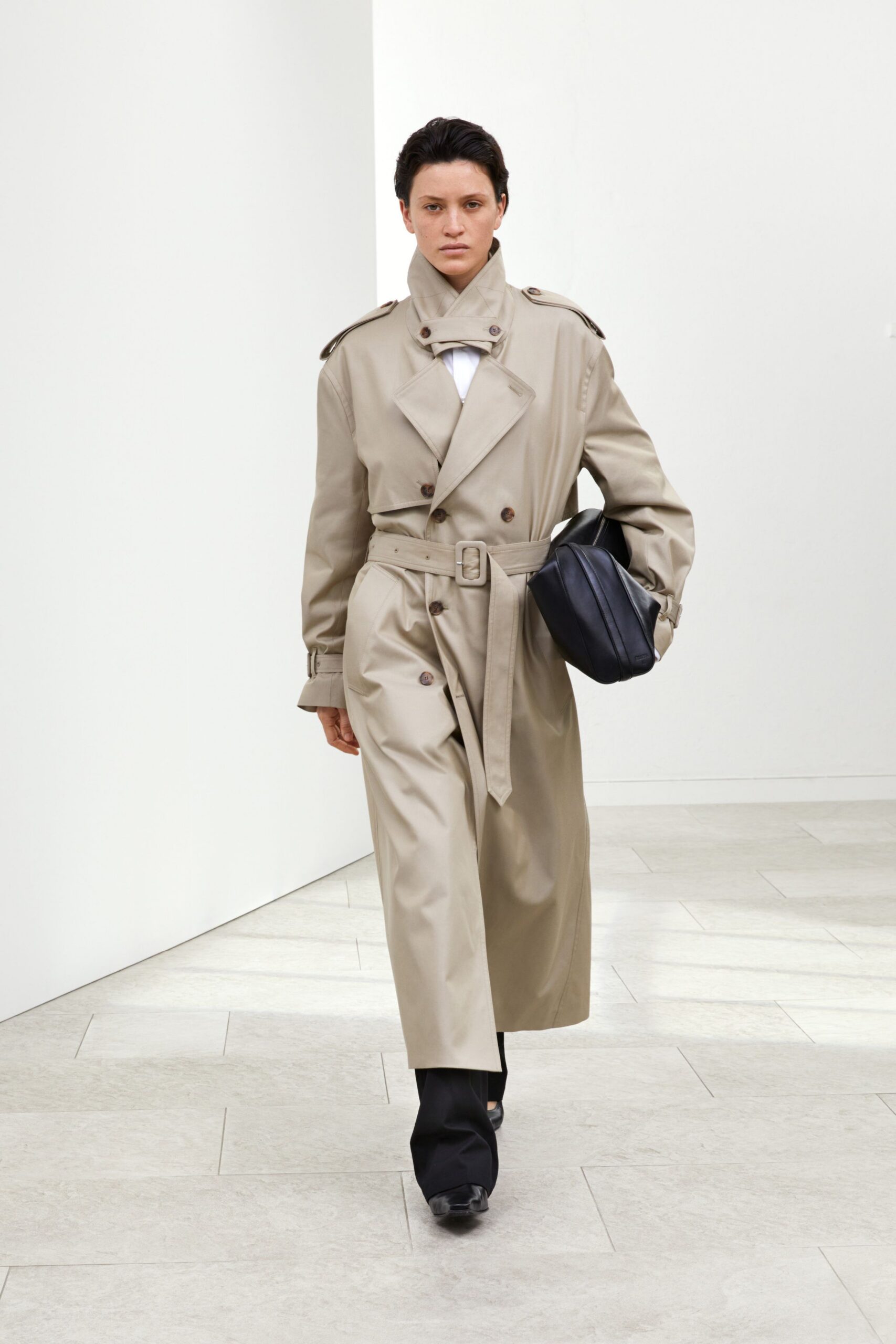 beige cotton long-sleeve collared relaxed belted maxi trench