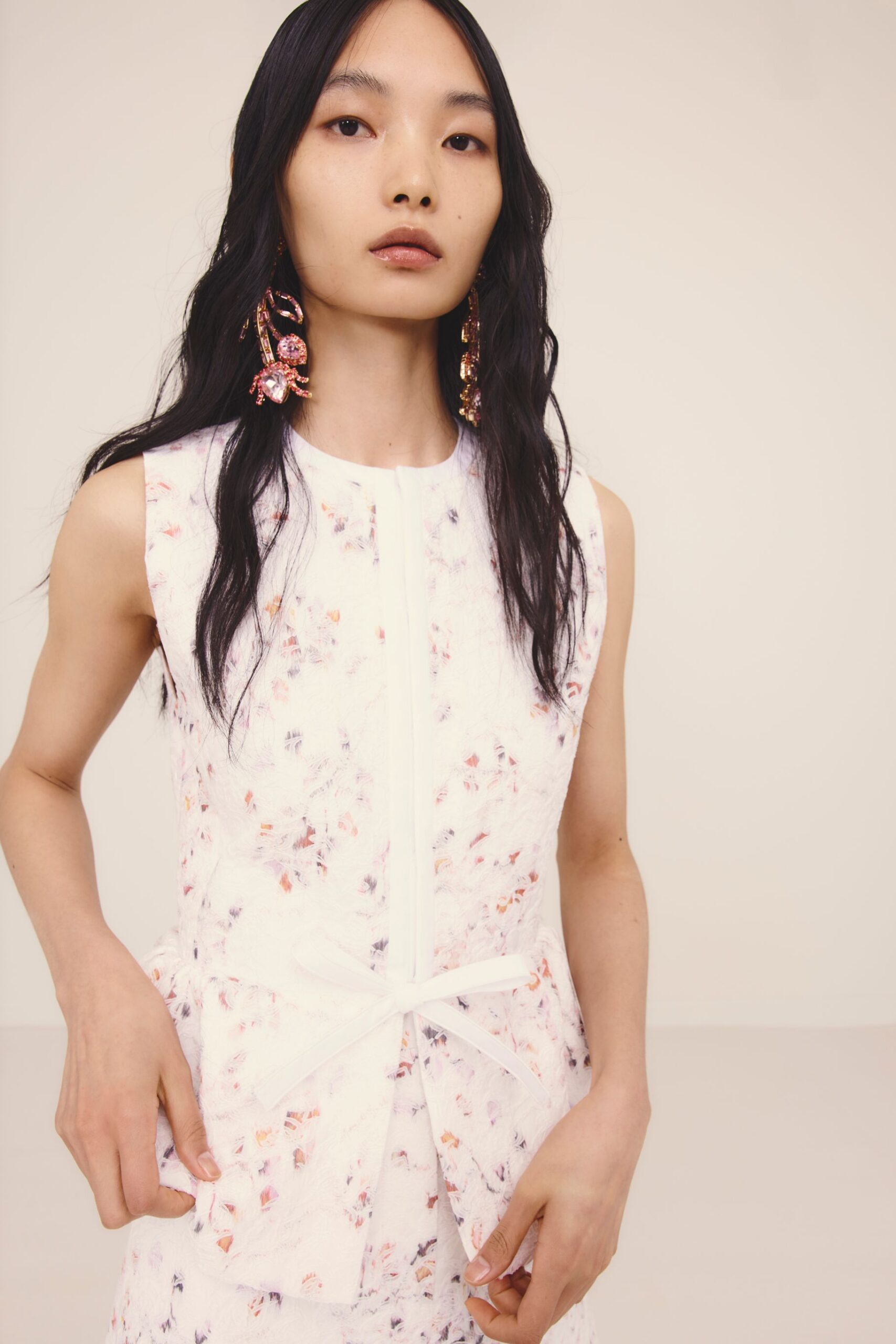 floral fitted sleeveless top