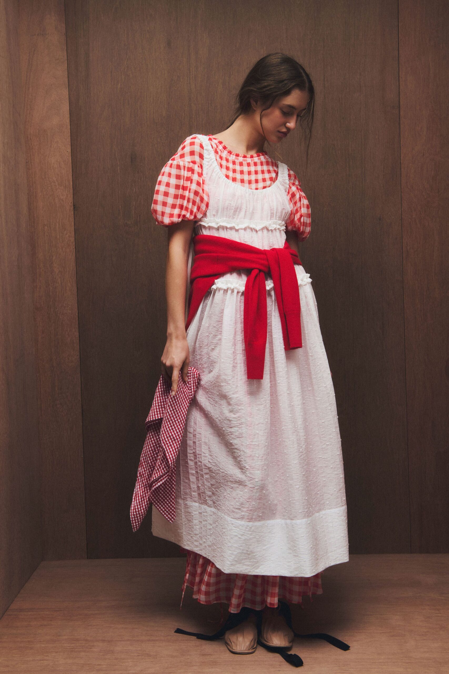 white cotton short-sleeve square-neck fitted pleated layered dress