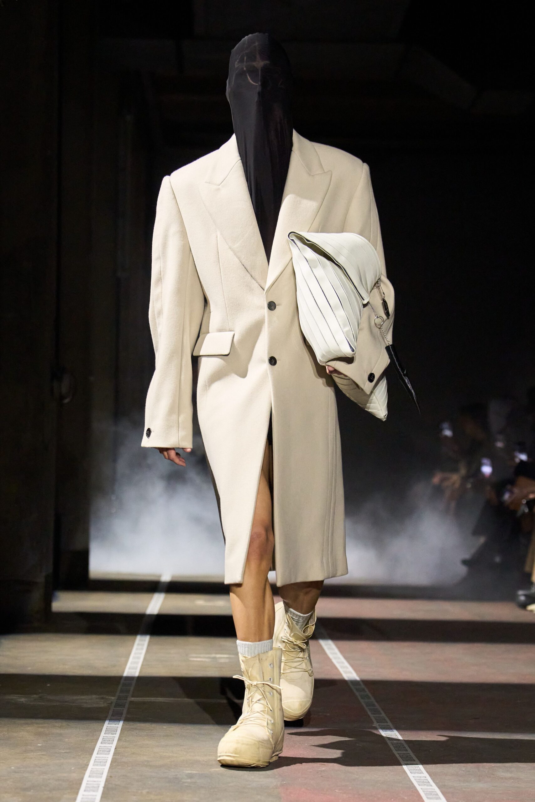 white wool long-sleeve collared oversized structured coat