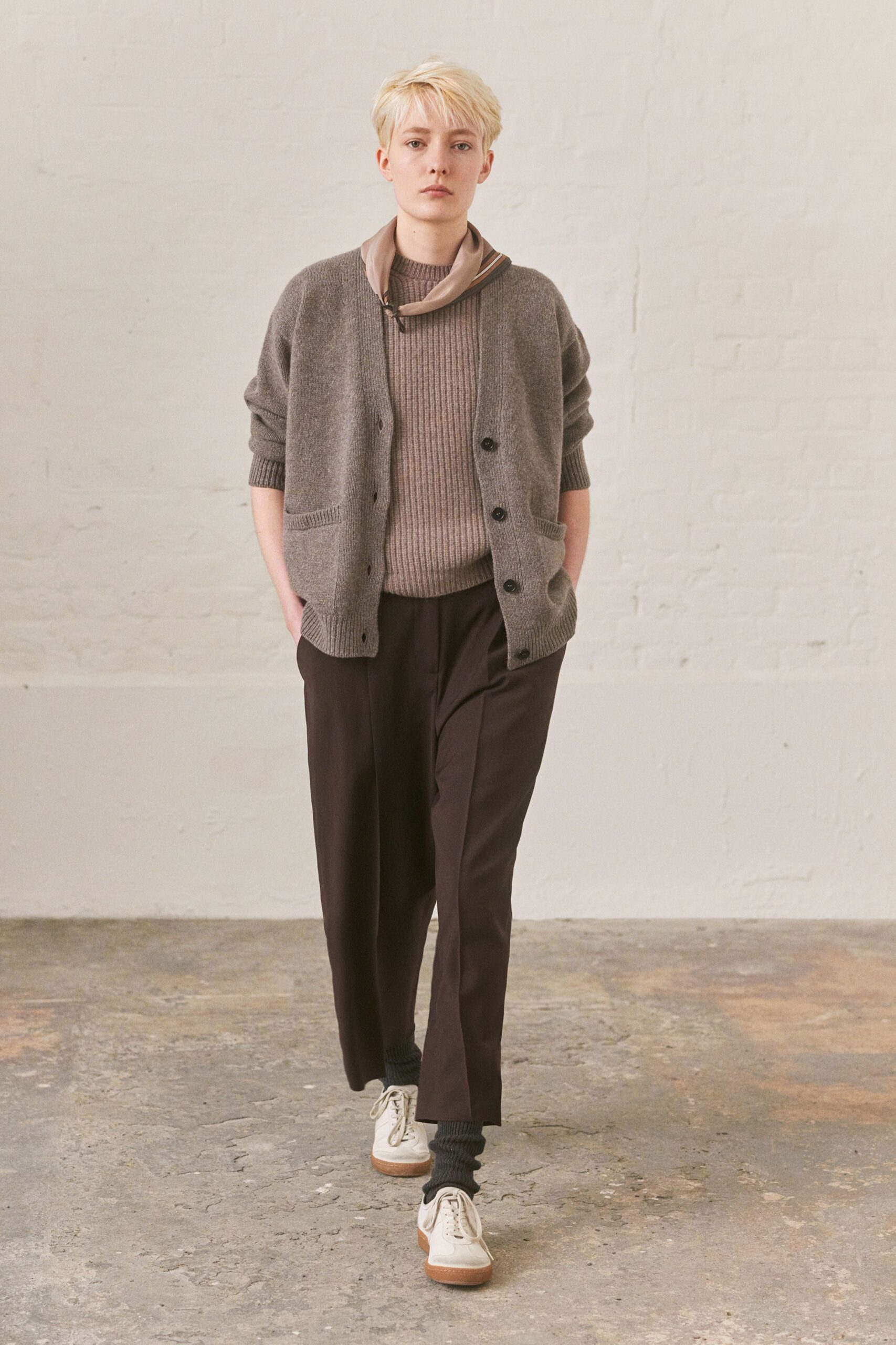 gray wool long-sleeve collared relaxed cardigan