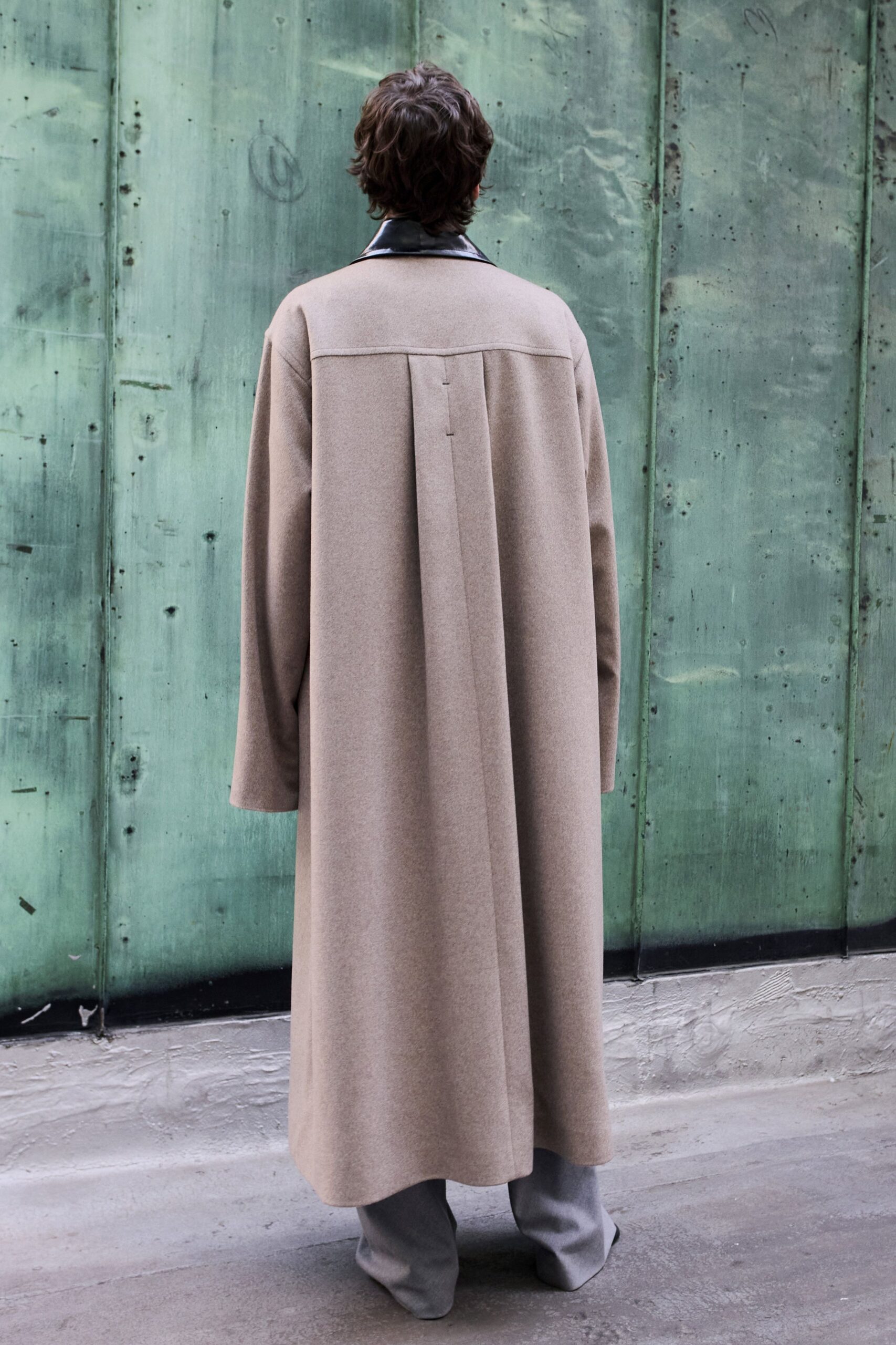 beige wool long-sleeve relaxed pleated maxi coat