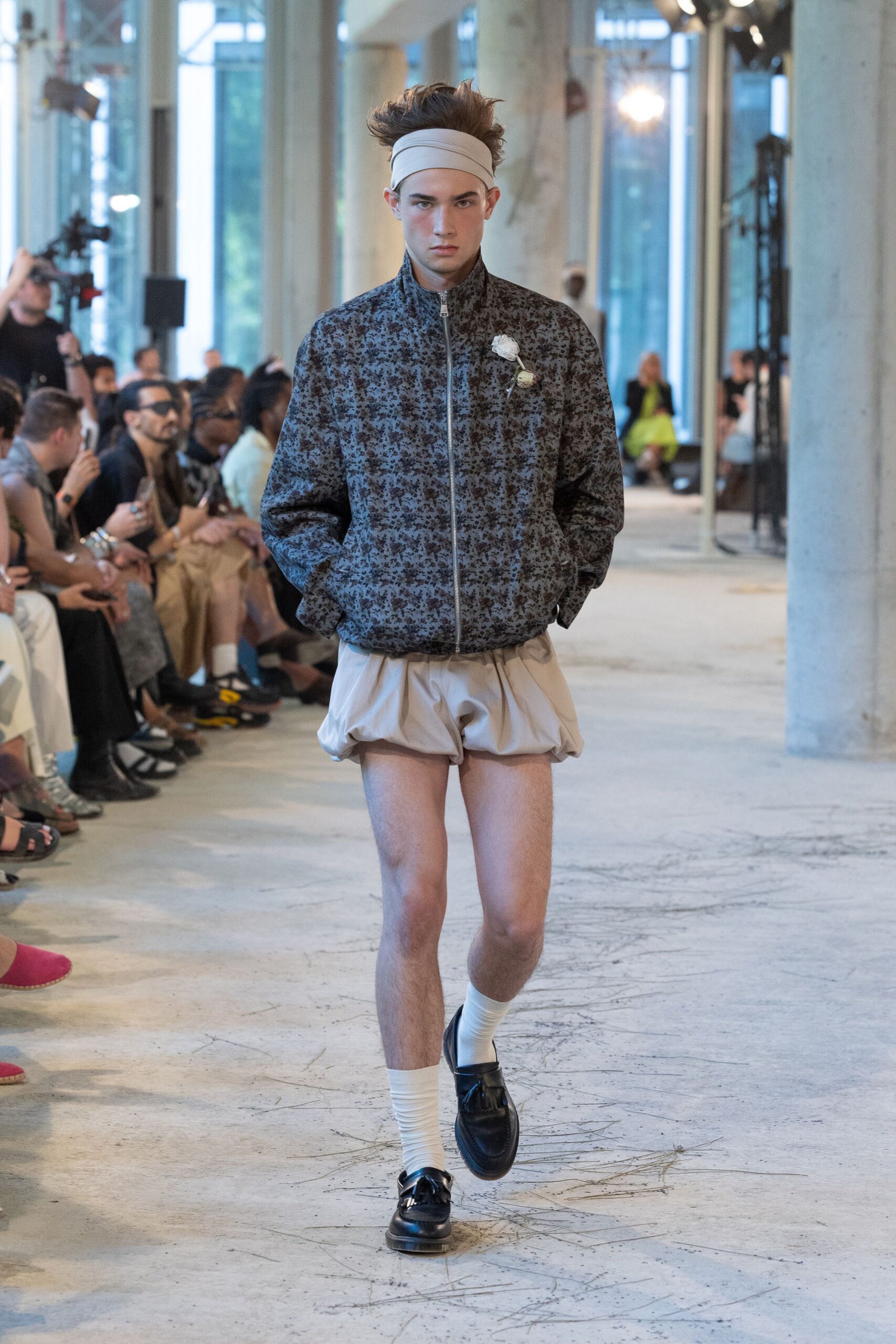 brown cotton long-sleeve collared fitted printed jacket