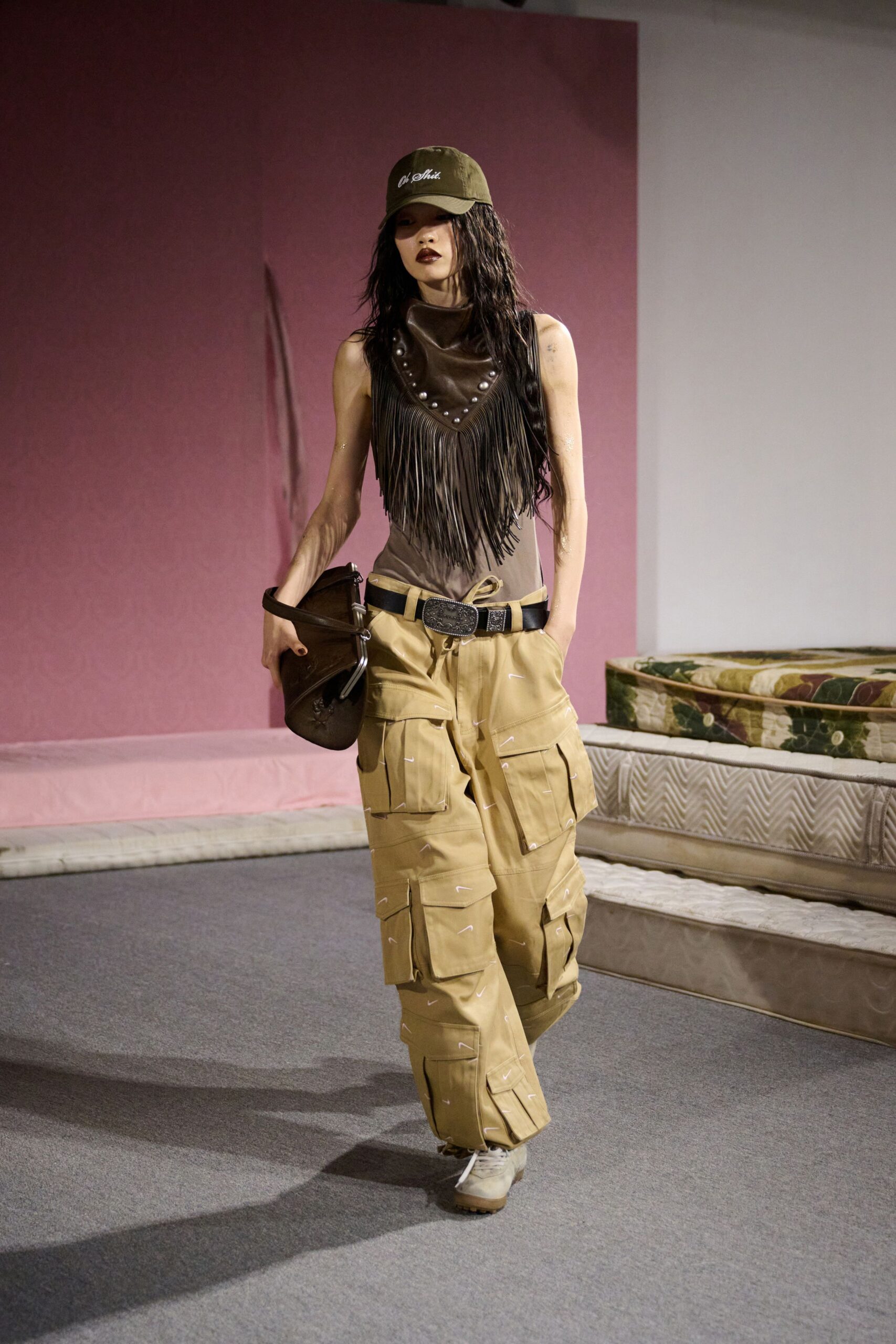 beige cotton relaxed cargo pants