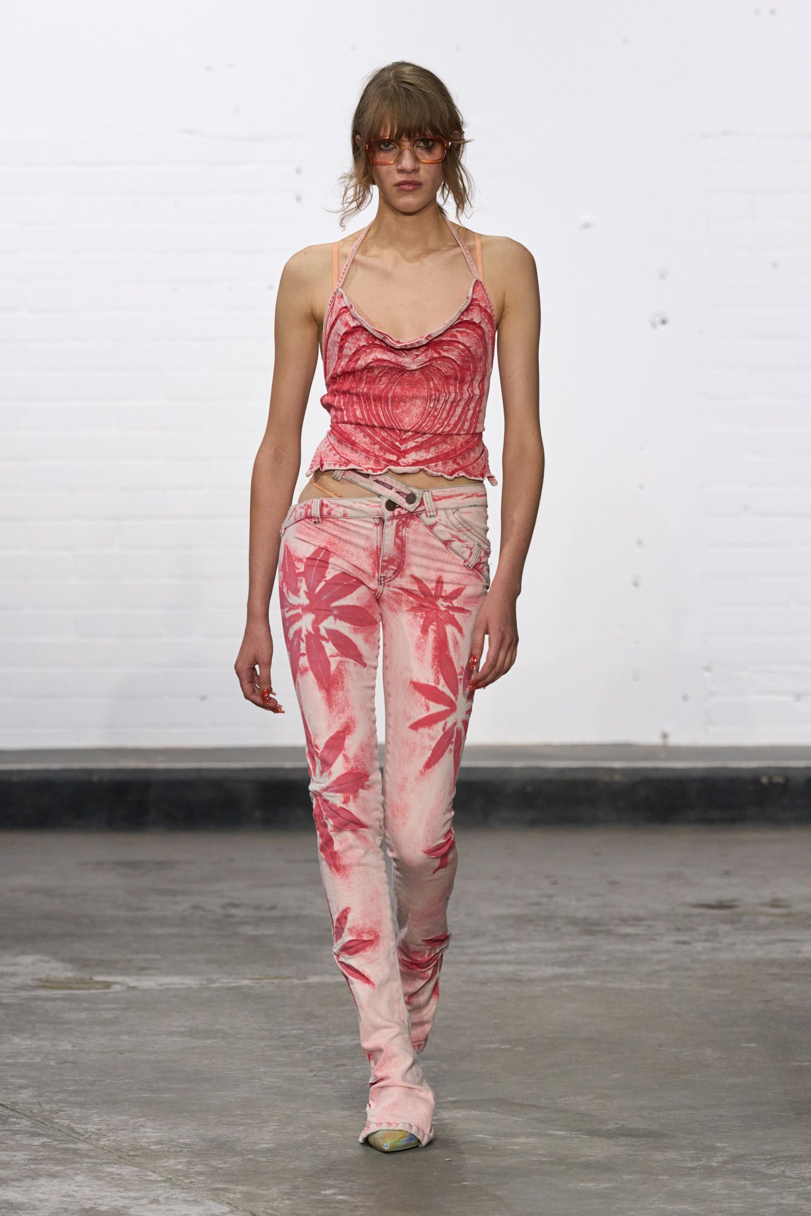 pink denim slim printed pants