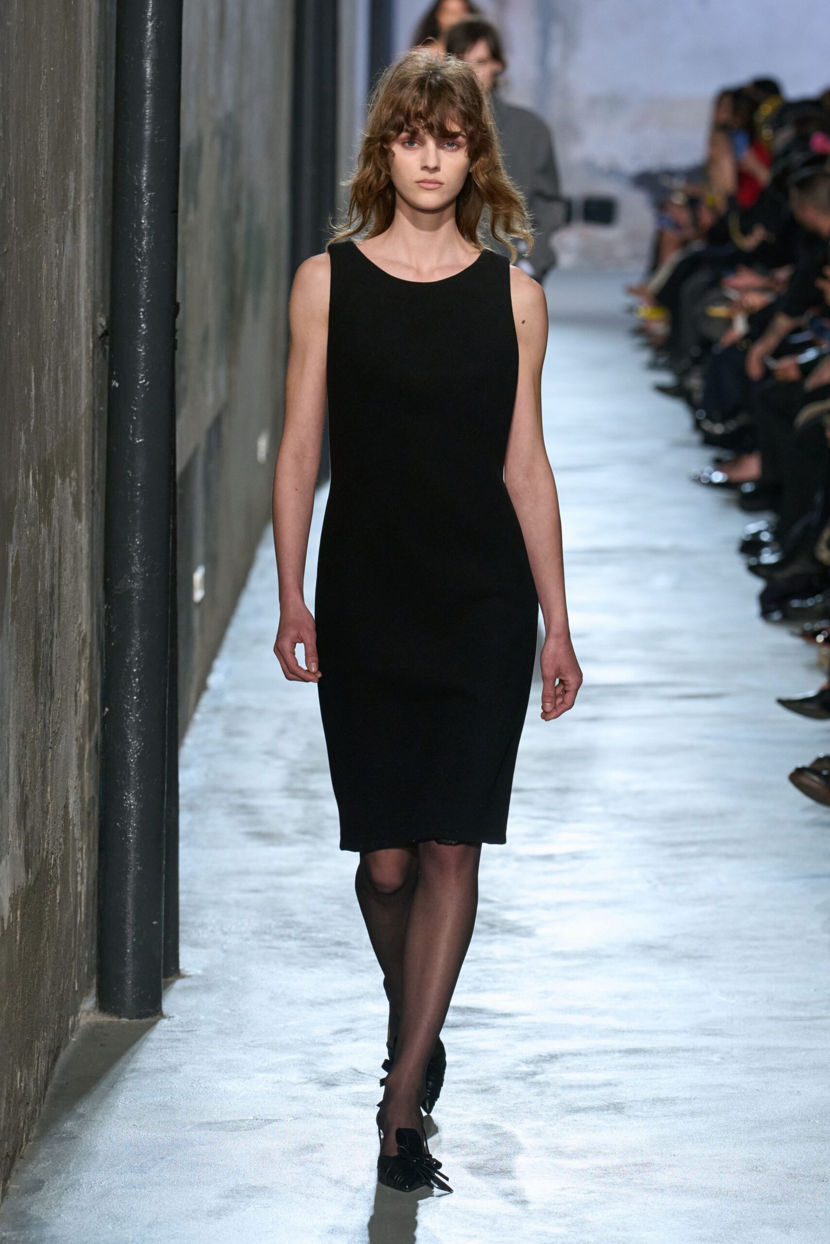 black cotton sleeveless collared fitted straight-leg mini dress